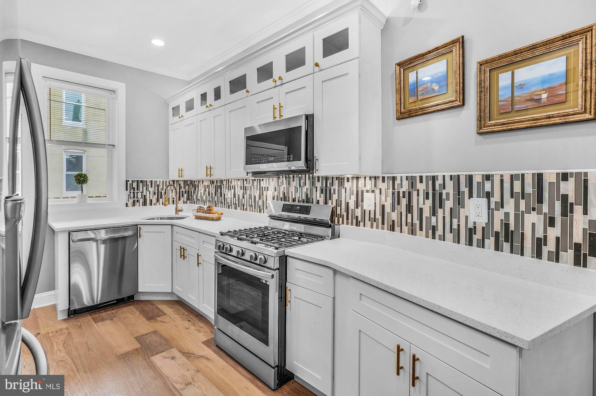 1904 W Fayette STREET