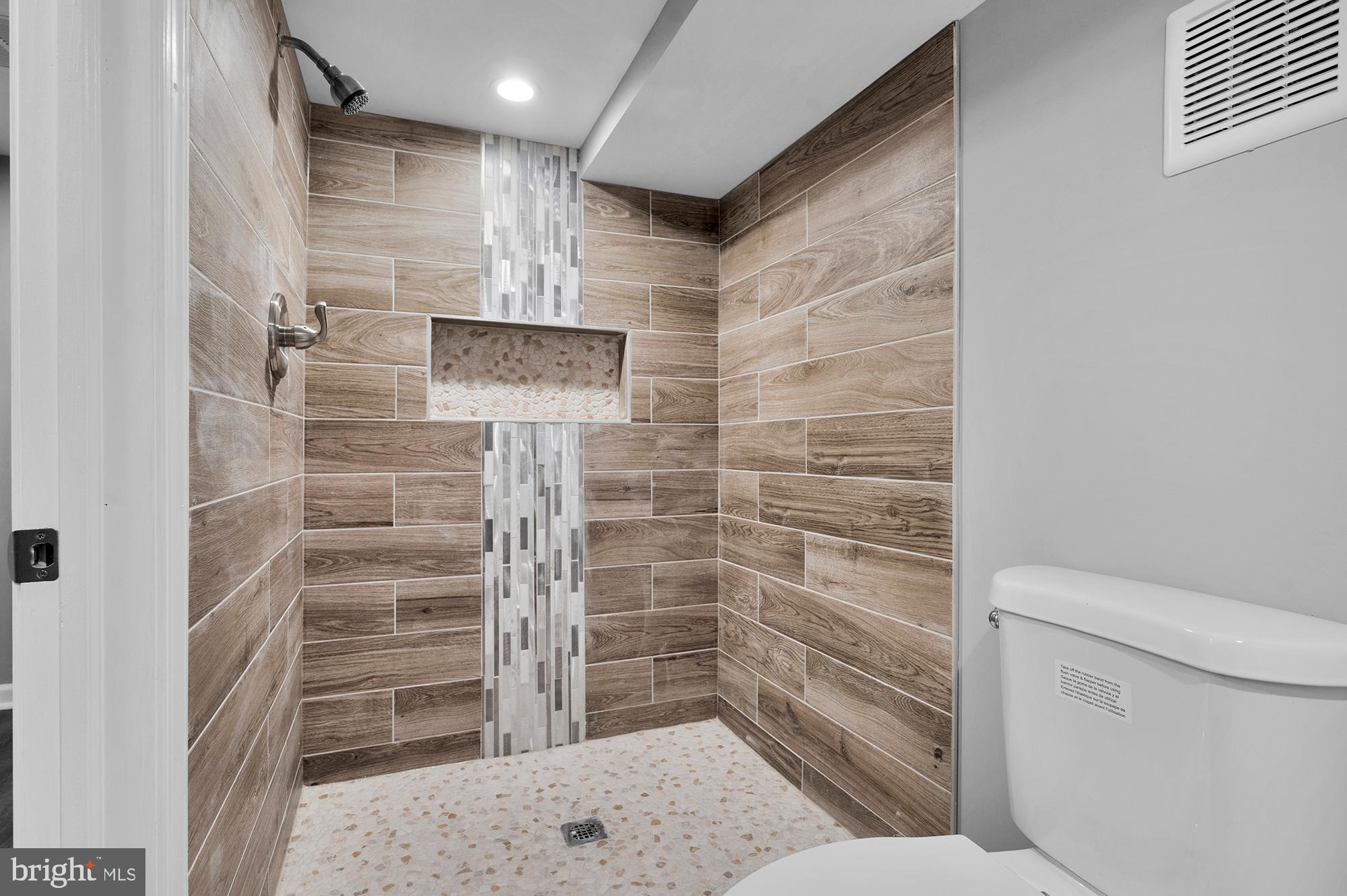 1904 W Fayette STREET