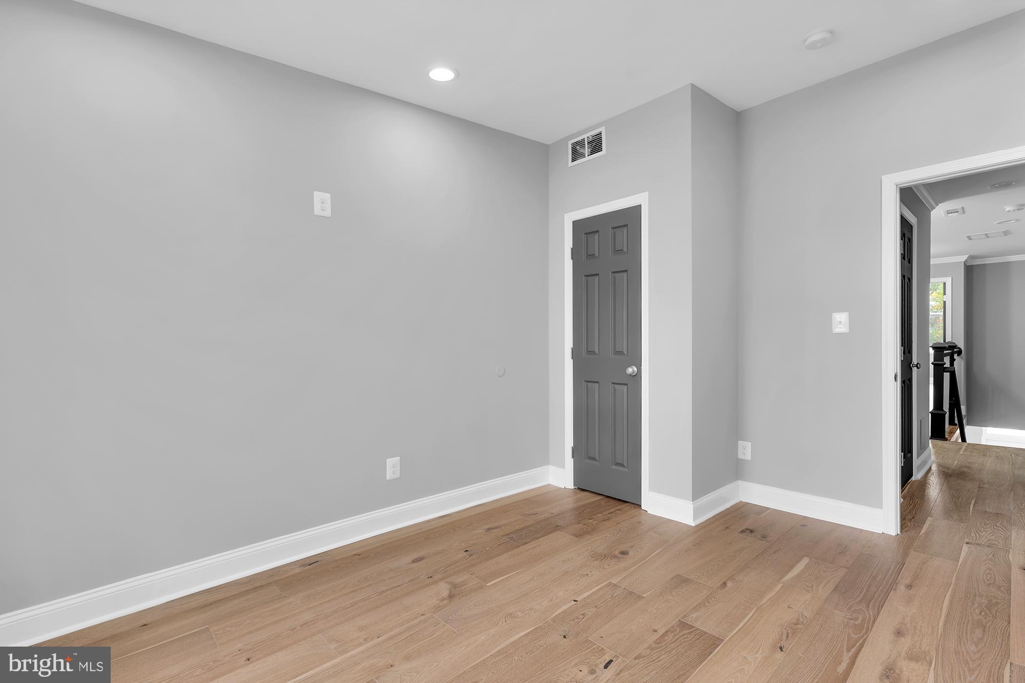 1904 W Fayette STREET