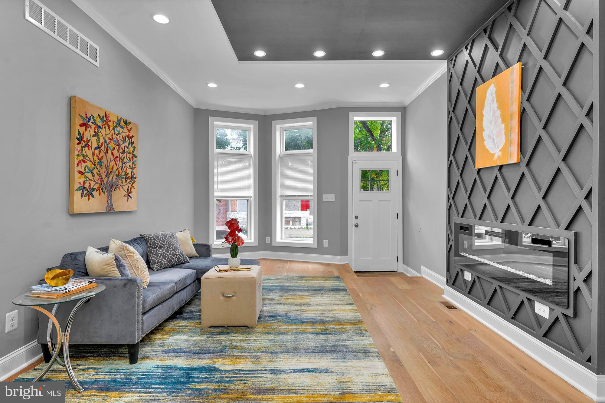 1904 W Fayette STREET