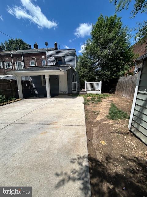 2821 Round Rd