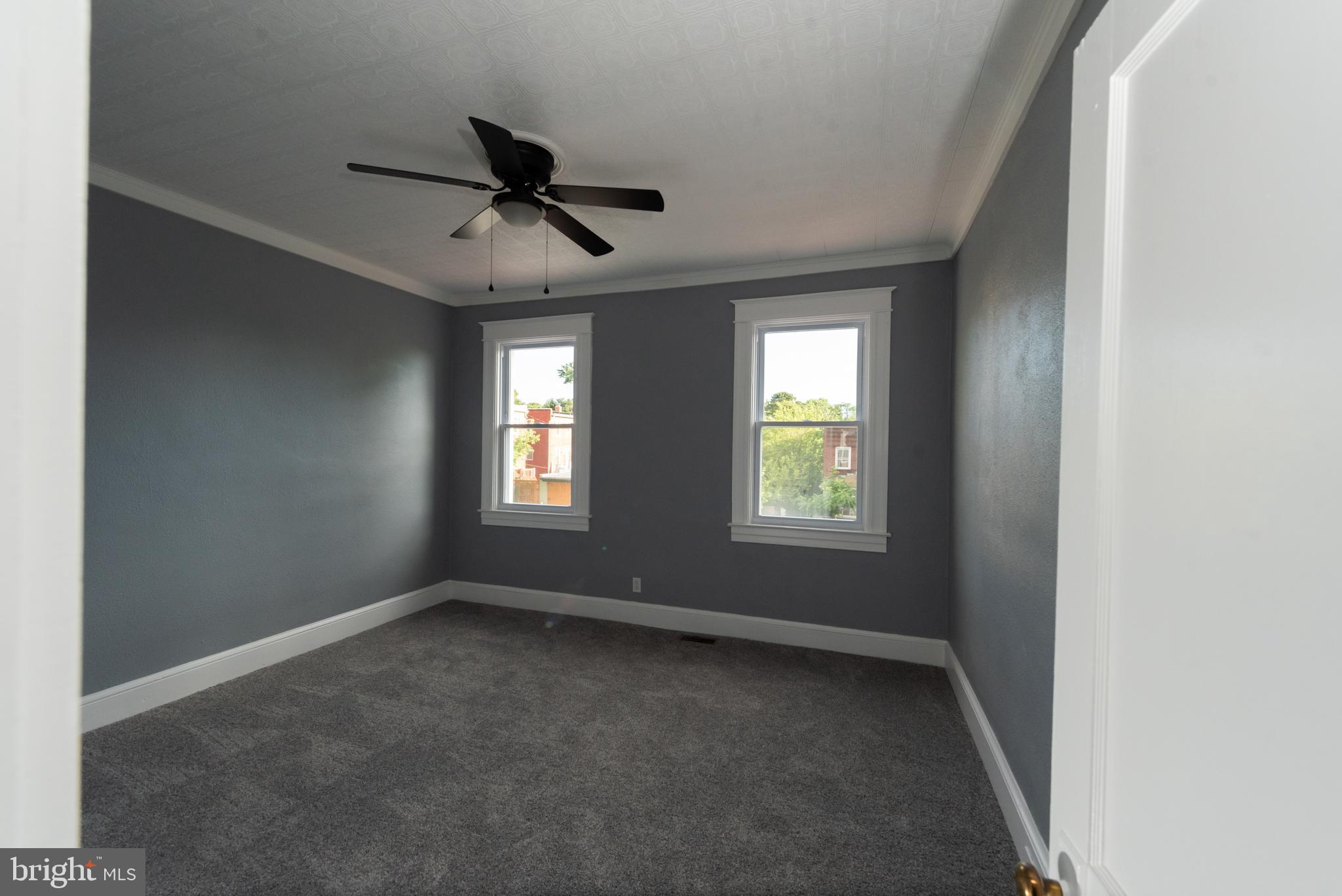 218 Washburn Ave