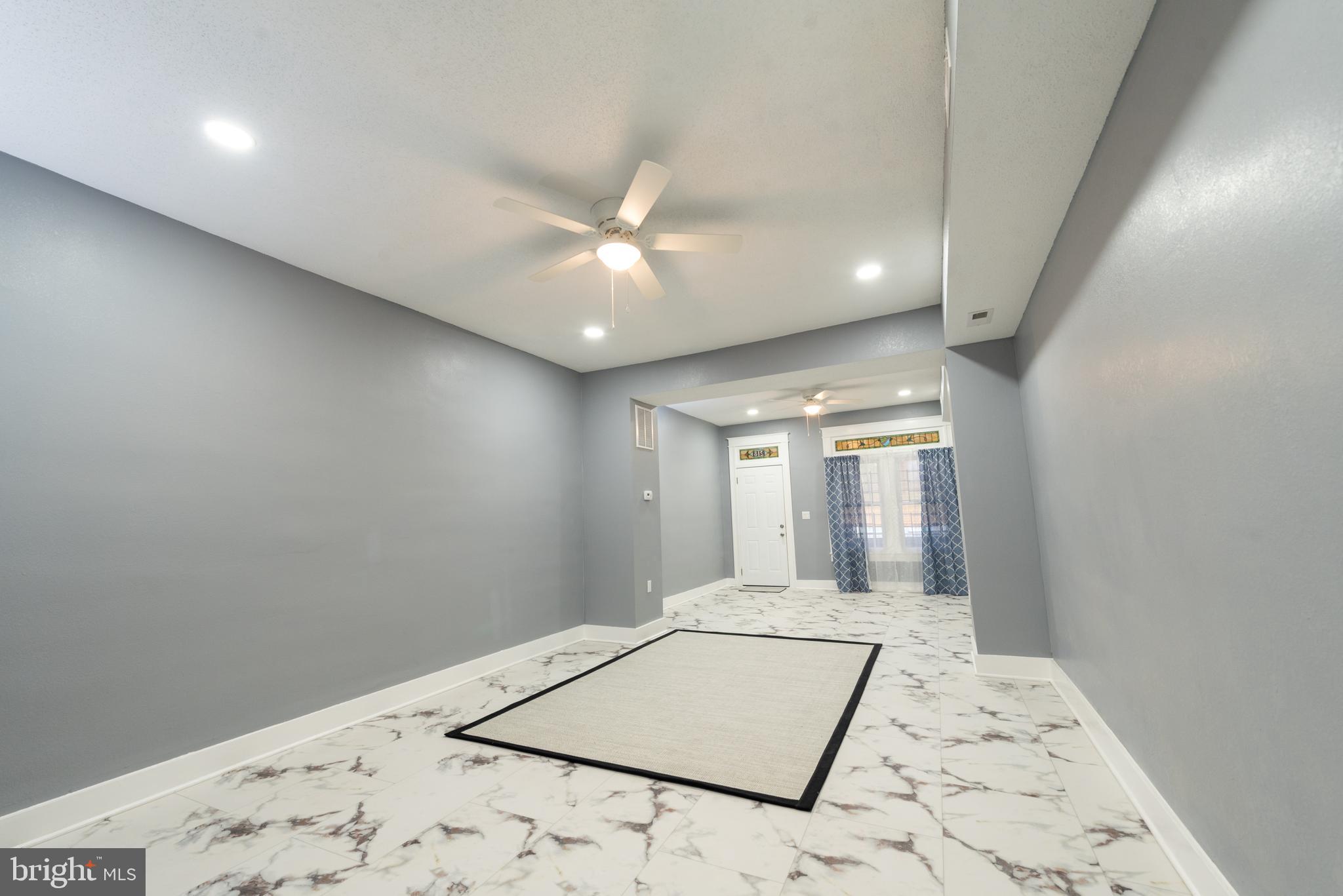 218 Washburn Ave