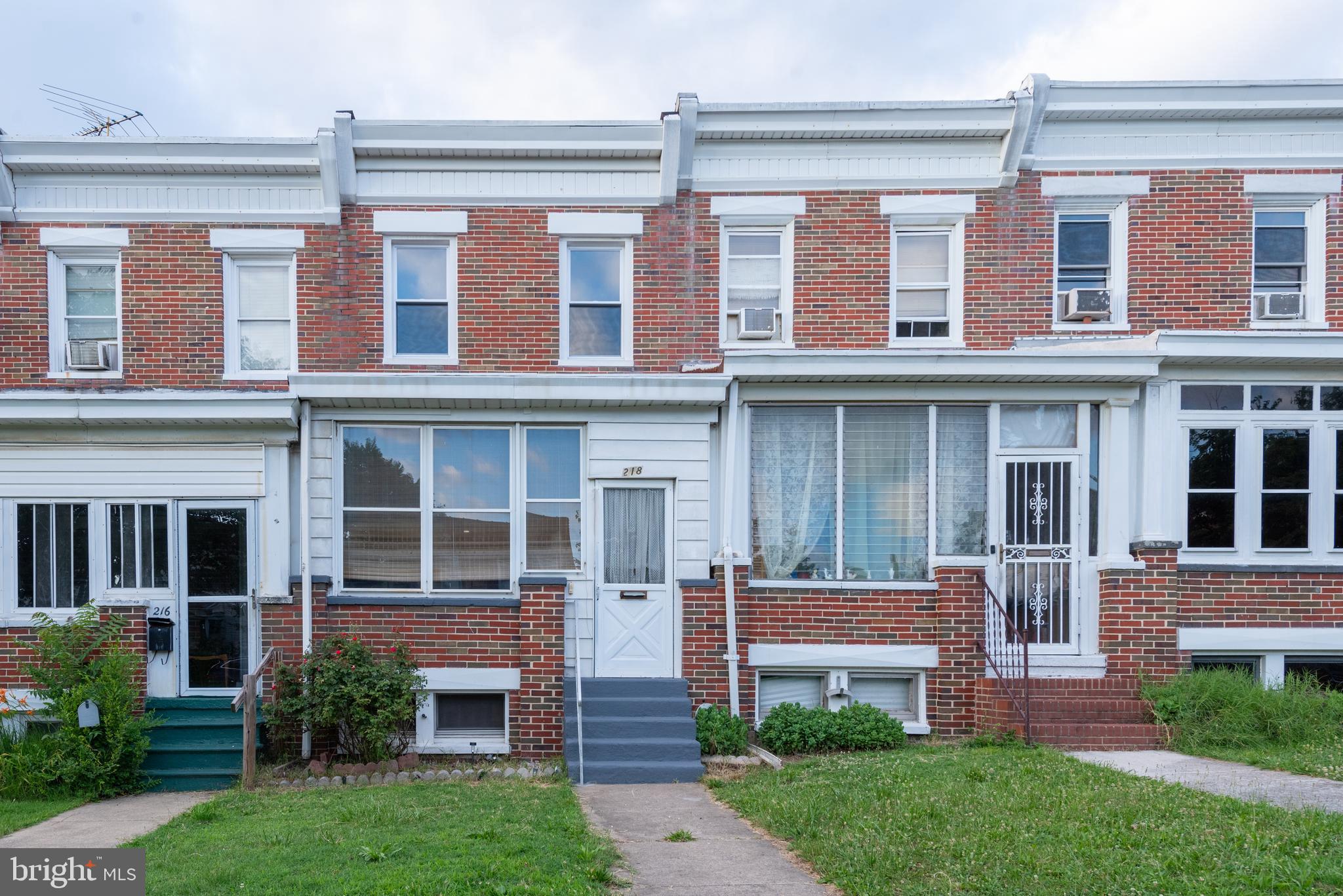 218 Washburn Ave