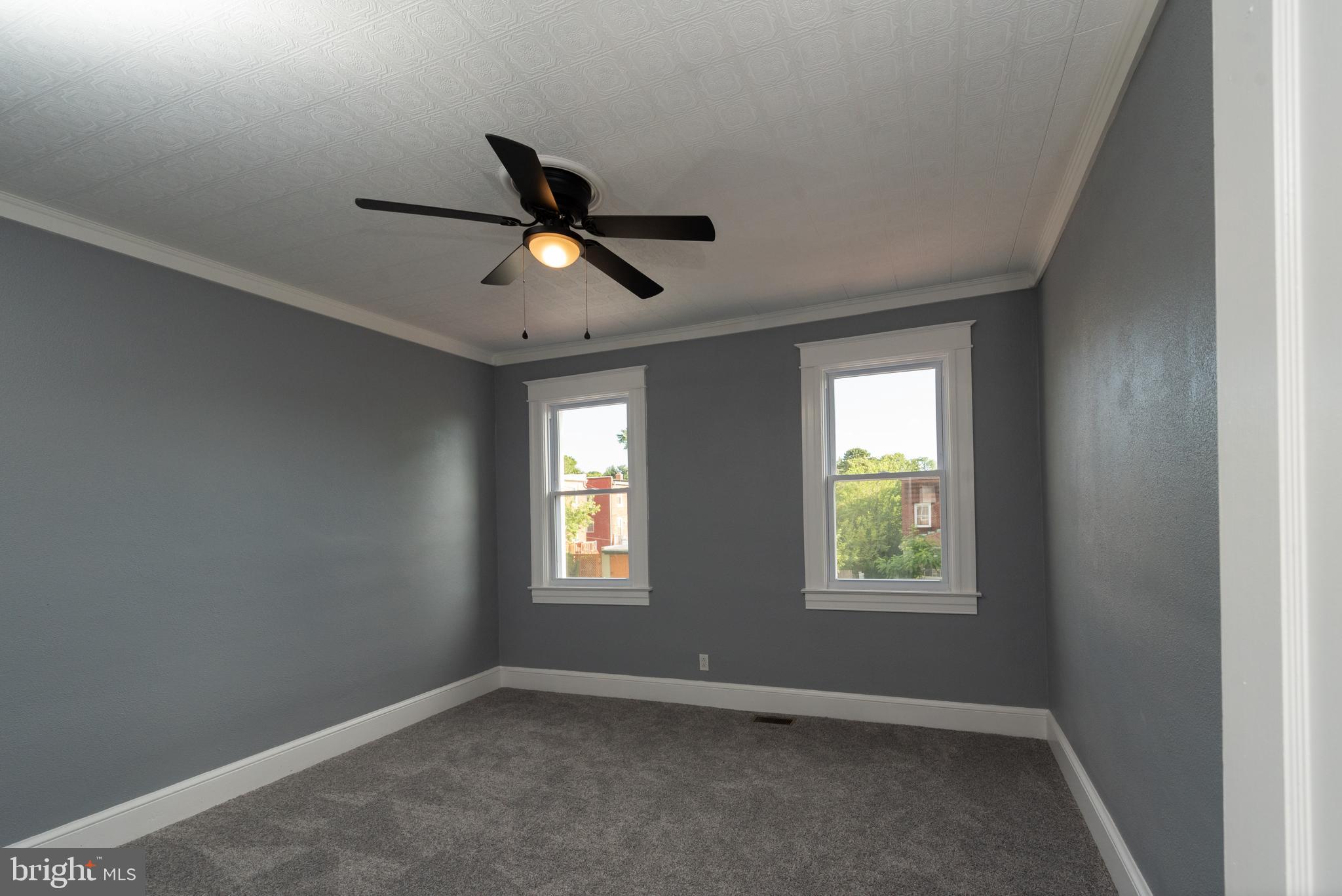 218 Washburn Ave