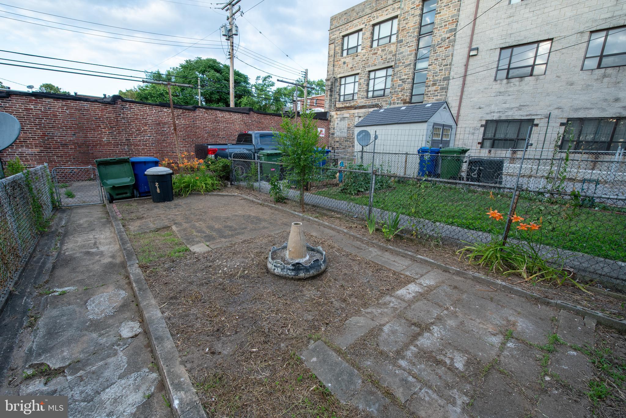 218 Washburn Ave