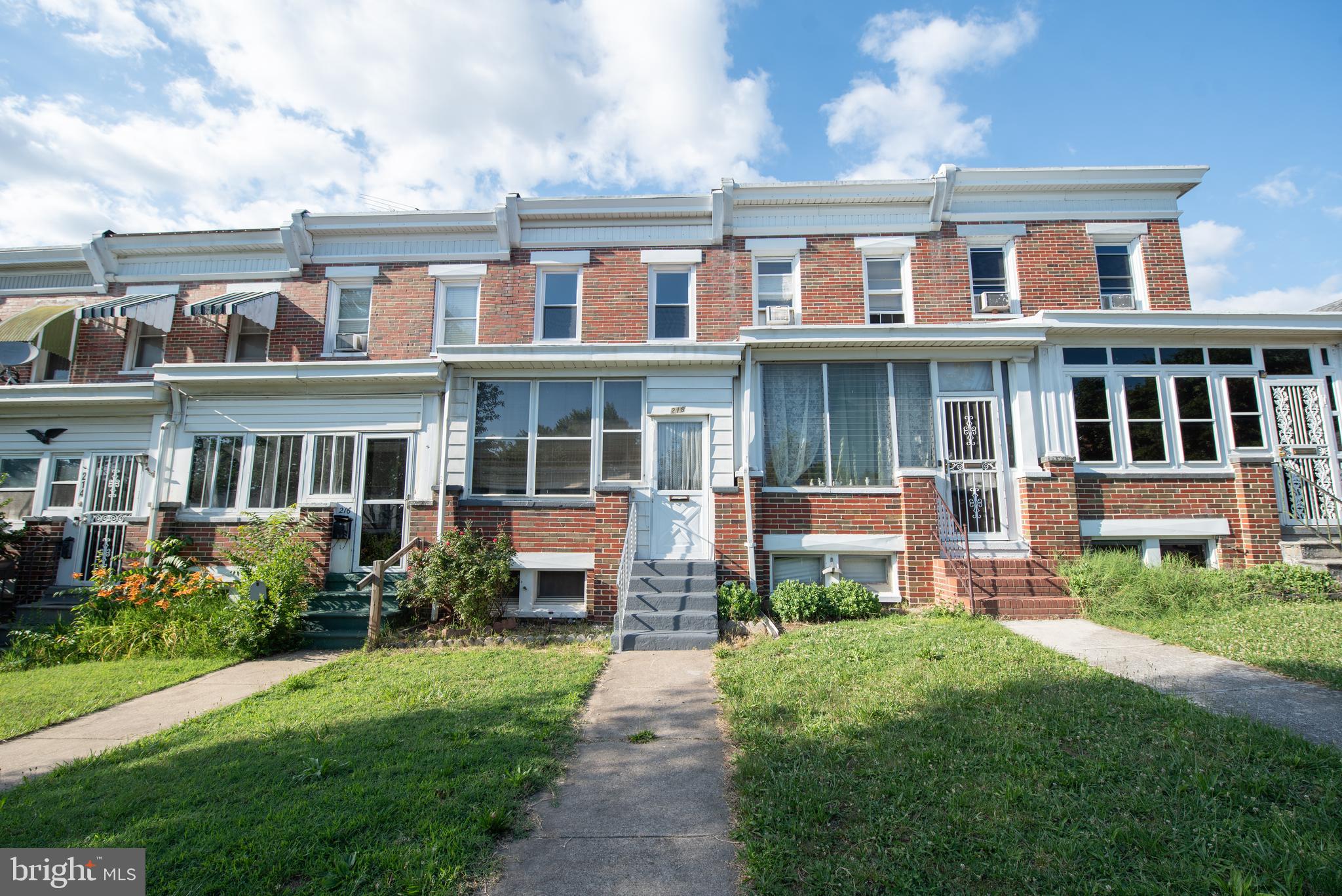 218 Washburn Ave