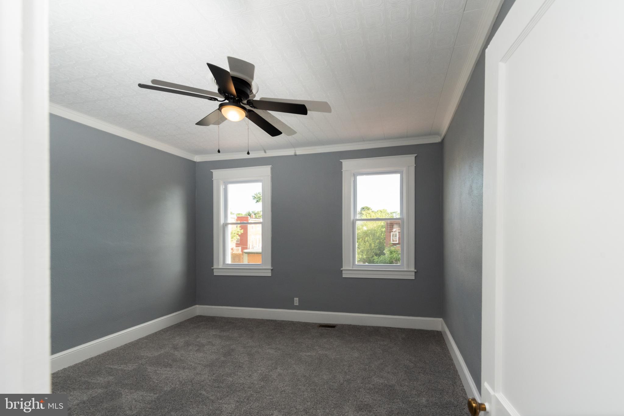 218 Washburn Ave