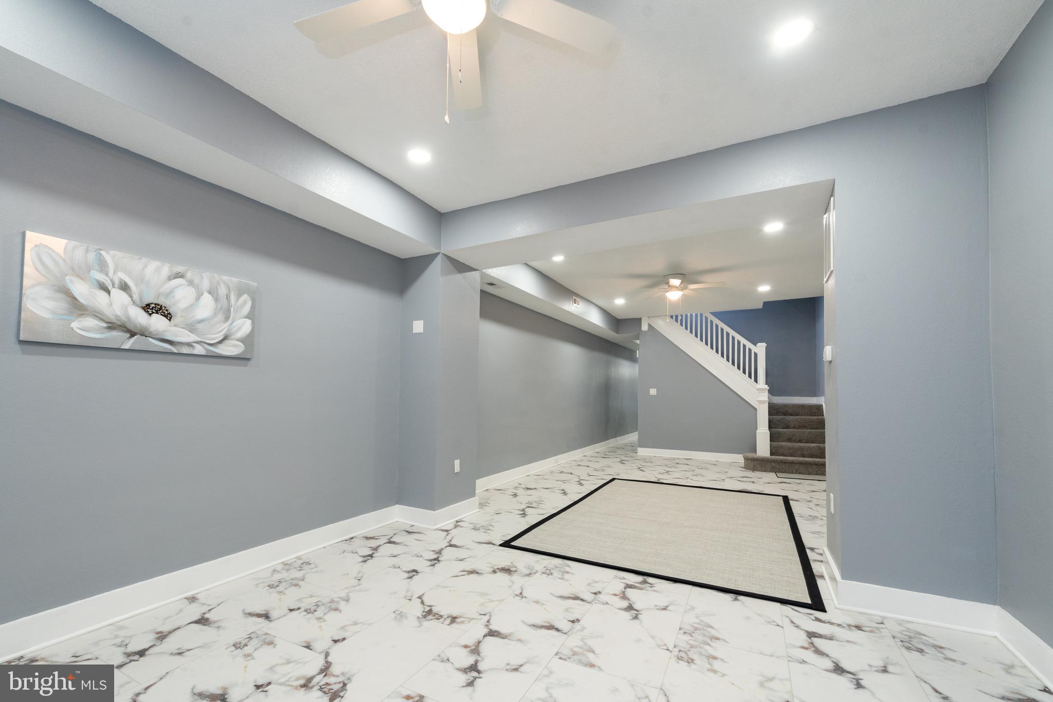 218 Washburn Ave