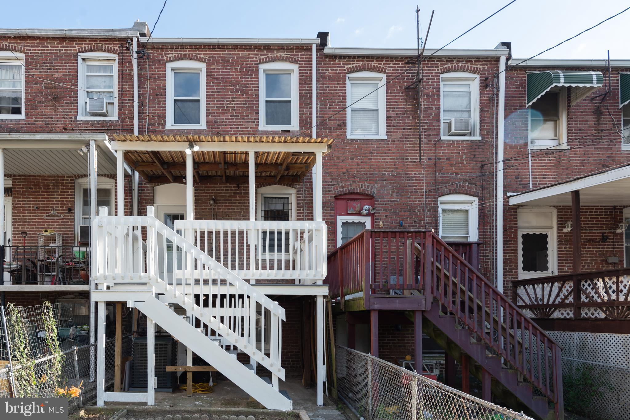 218 Washburn Ave