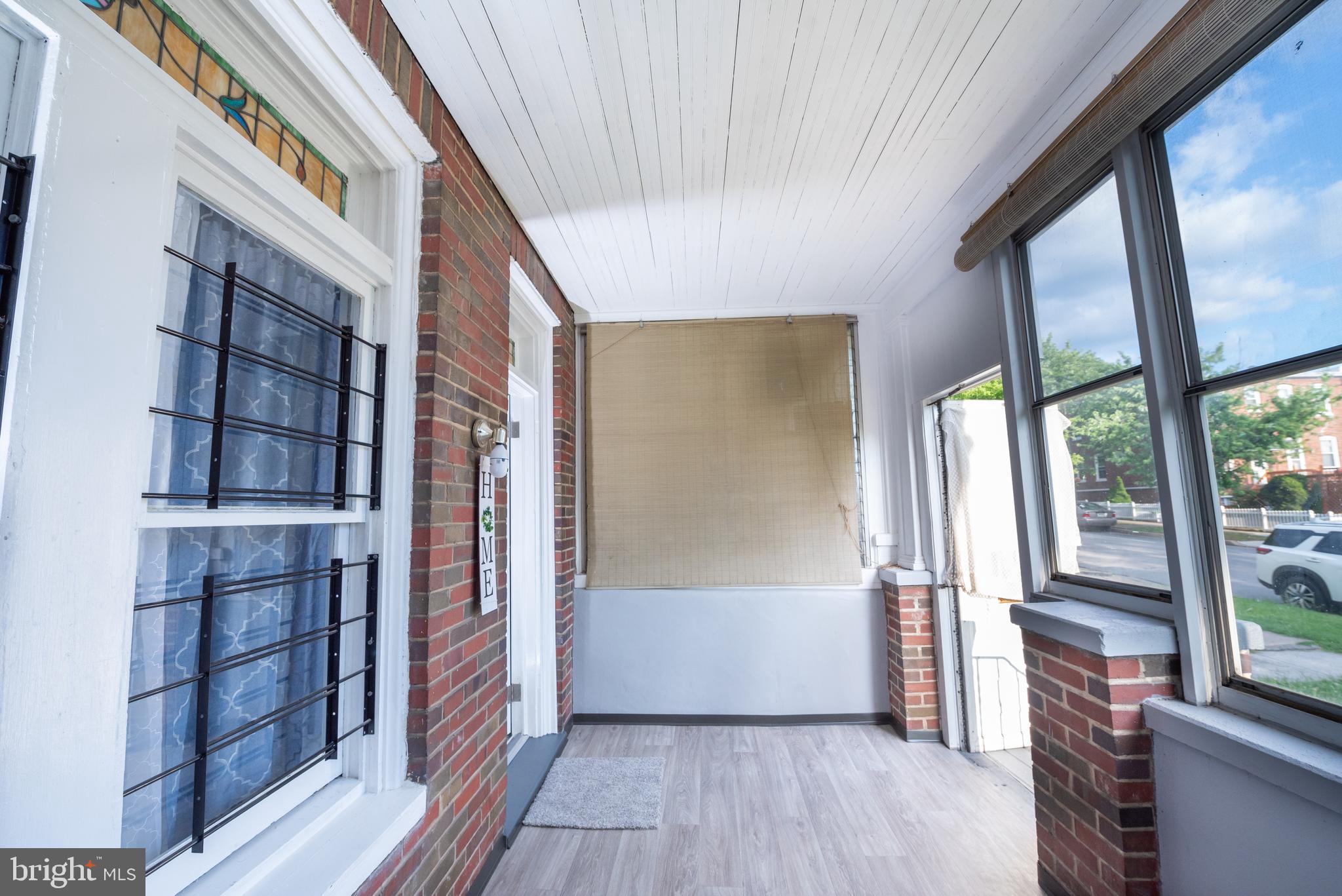 218 Washburn Ave