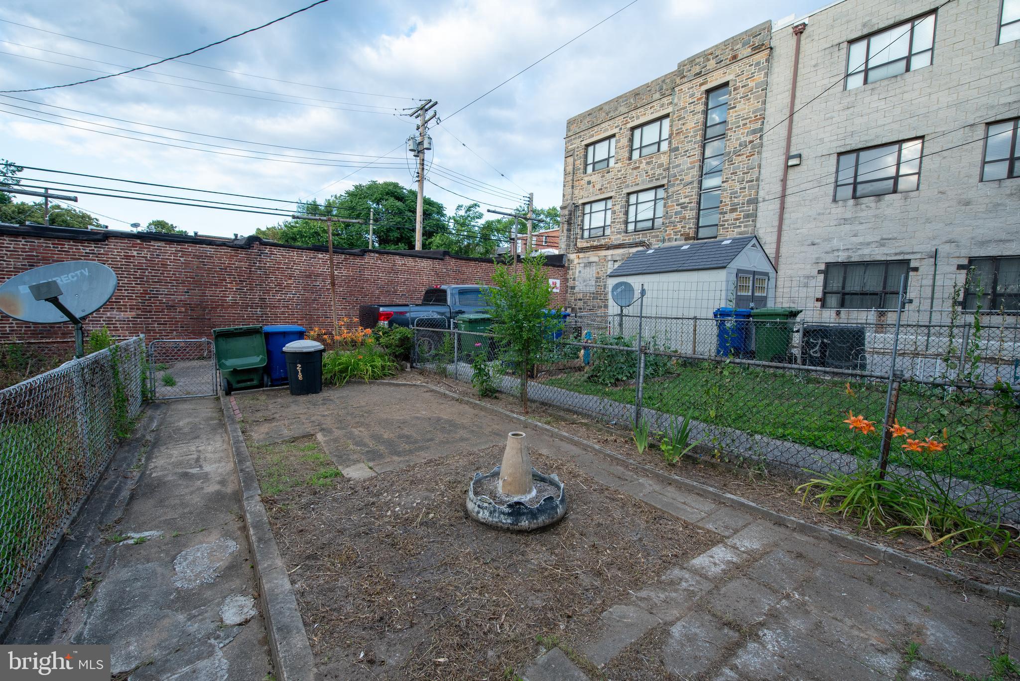 218 Washburn Ave