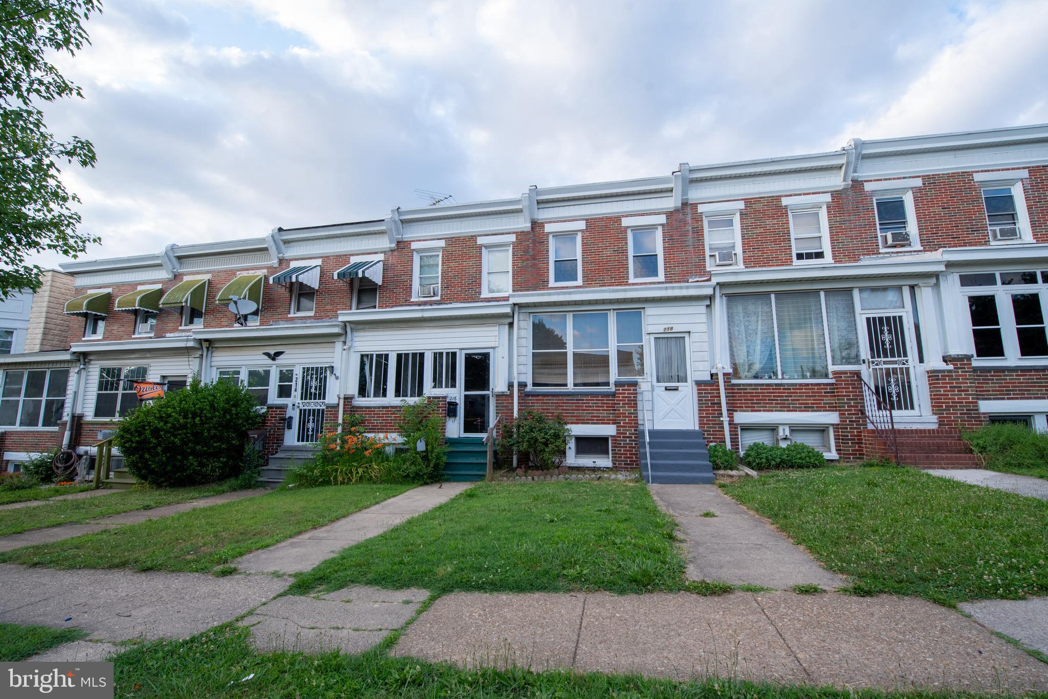 218 Washburn Ave