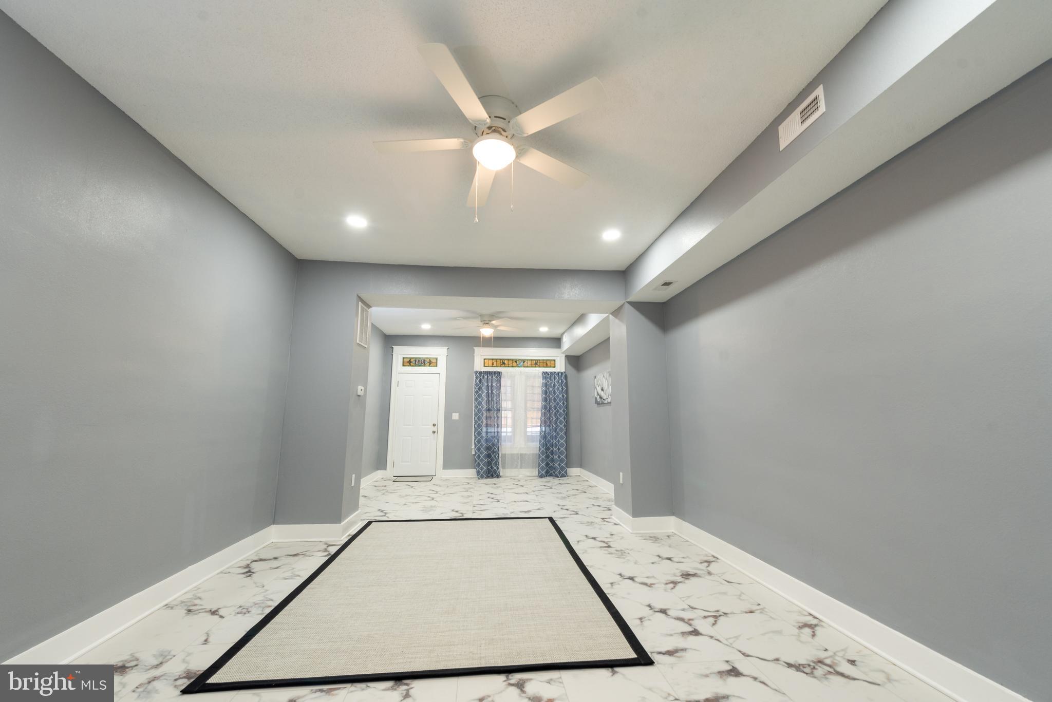 218 Washburn Ave