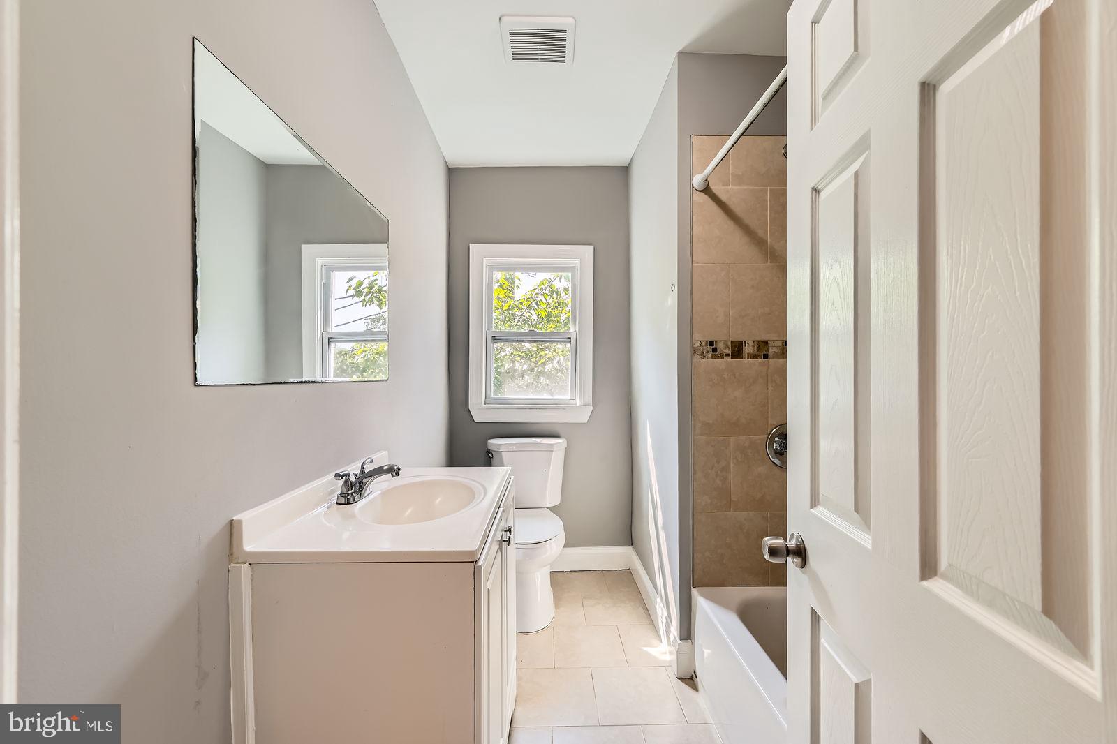 3608 Saint Victor St