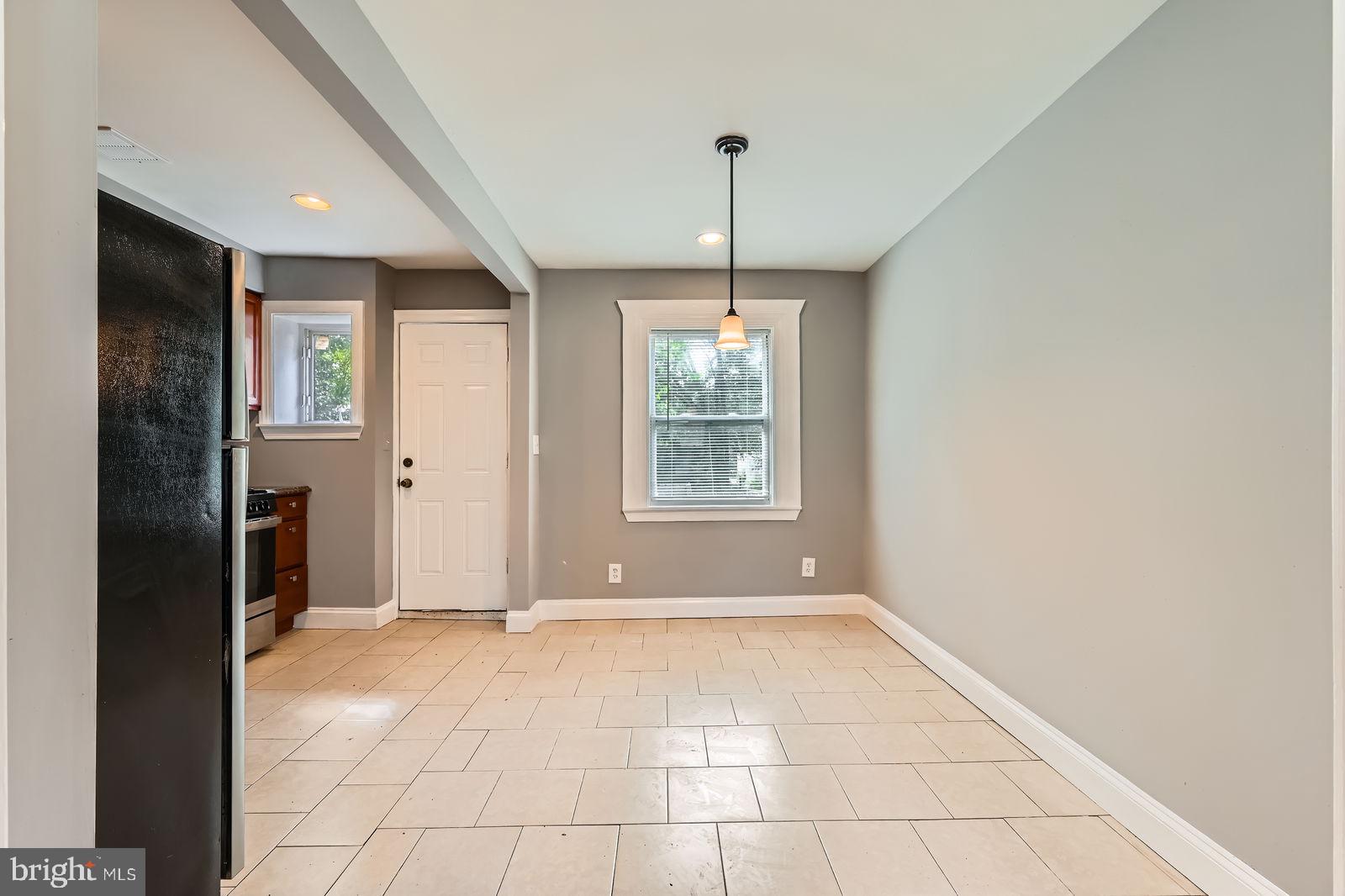 3608 Saint Victor St