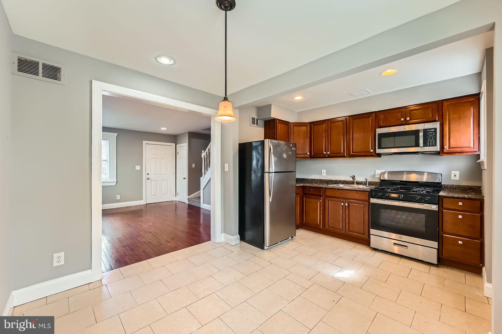 3608 Saint Victor St