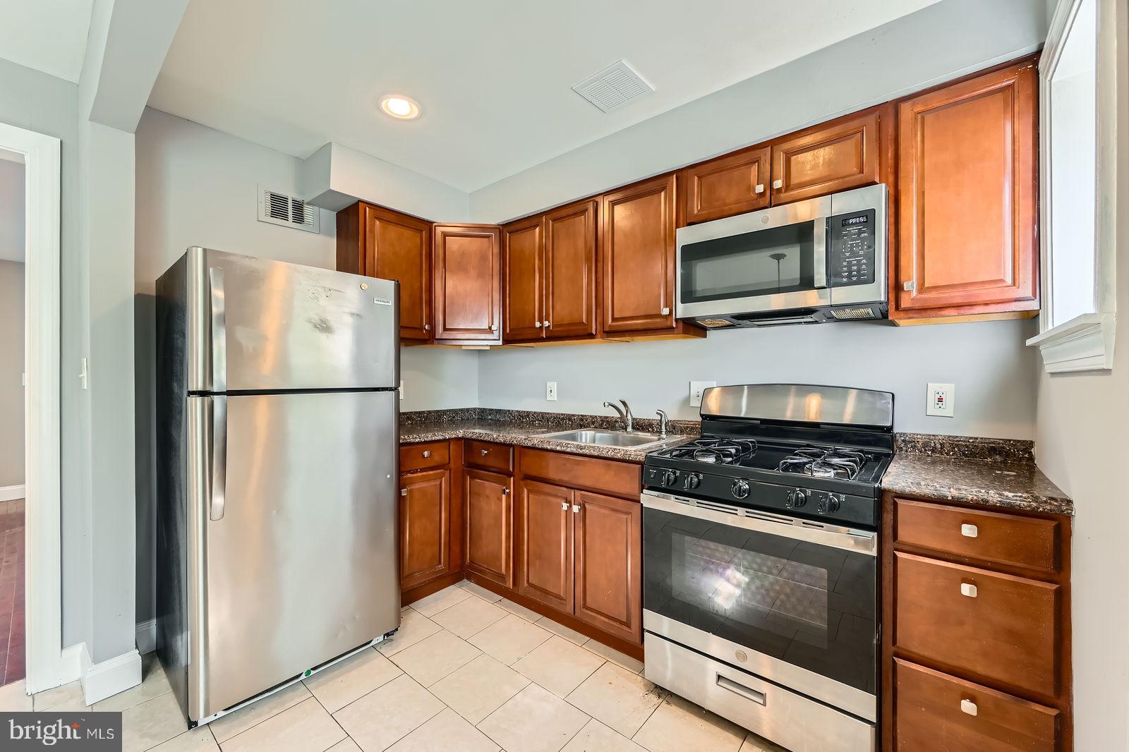 3608 Saint Victor St