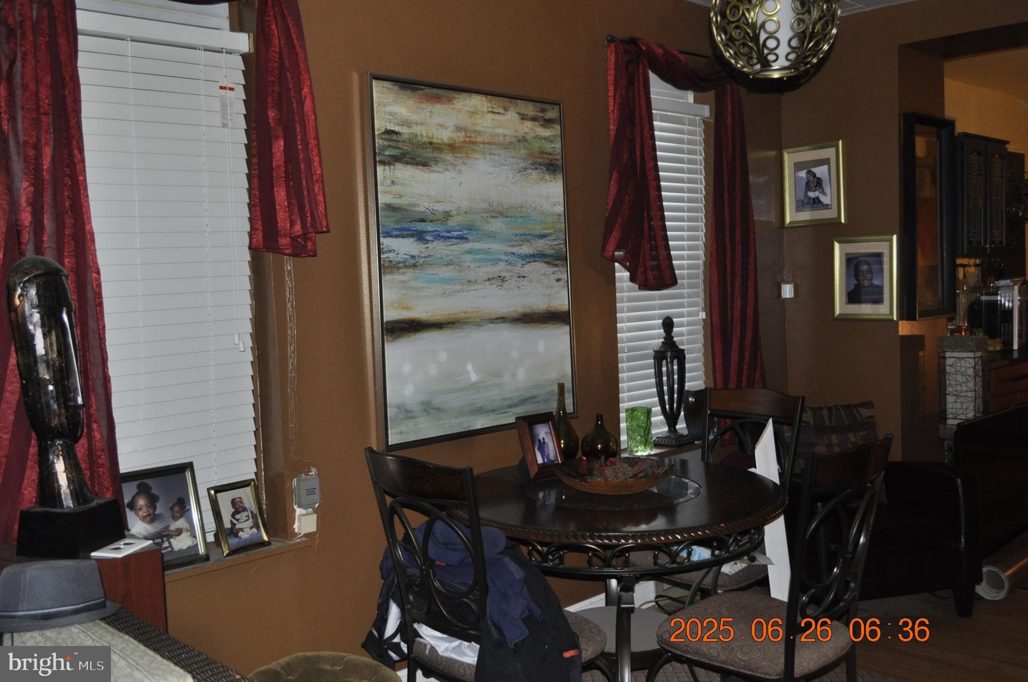 1521 N COLLINGTON AVENUE