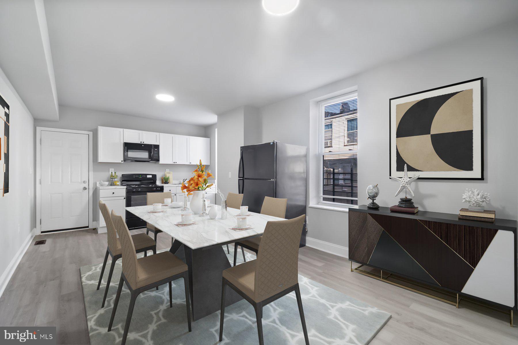 822 N MONTFORD AVENUE