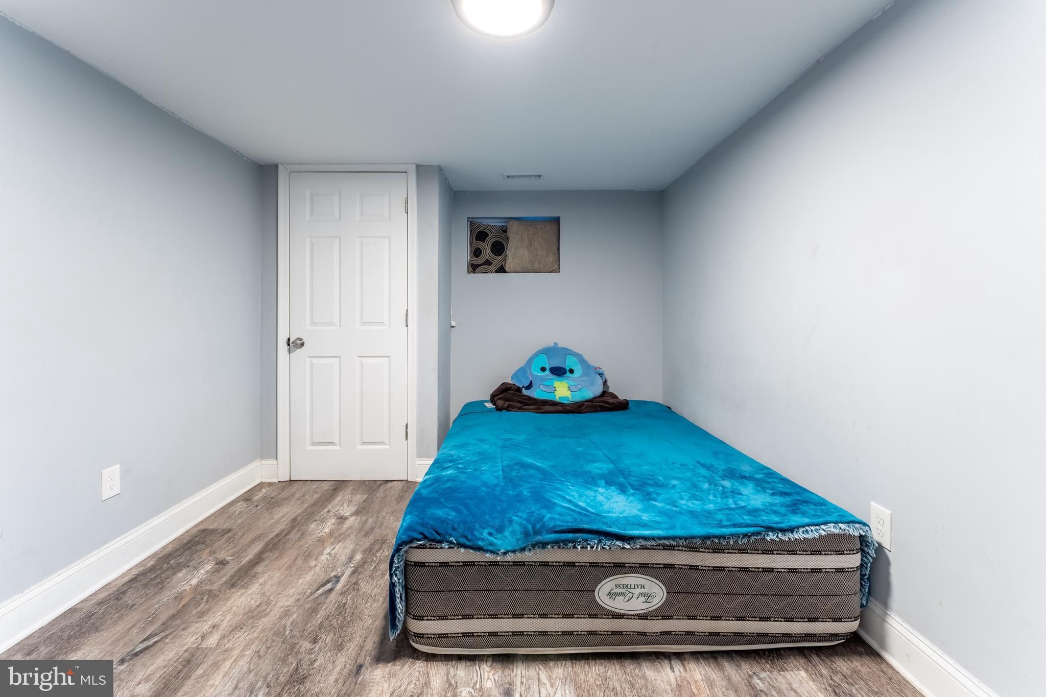 1914 N FOREST PARK AVENUE