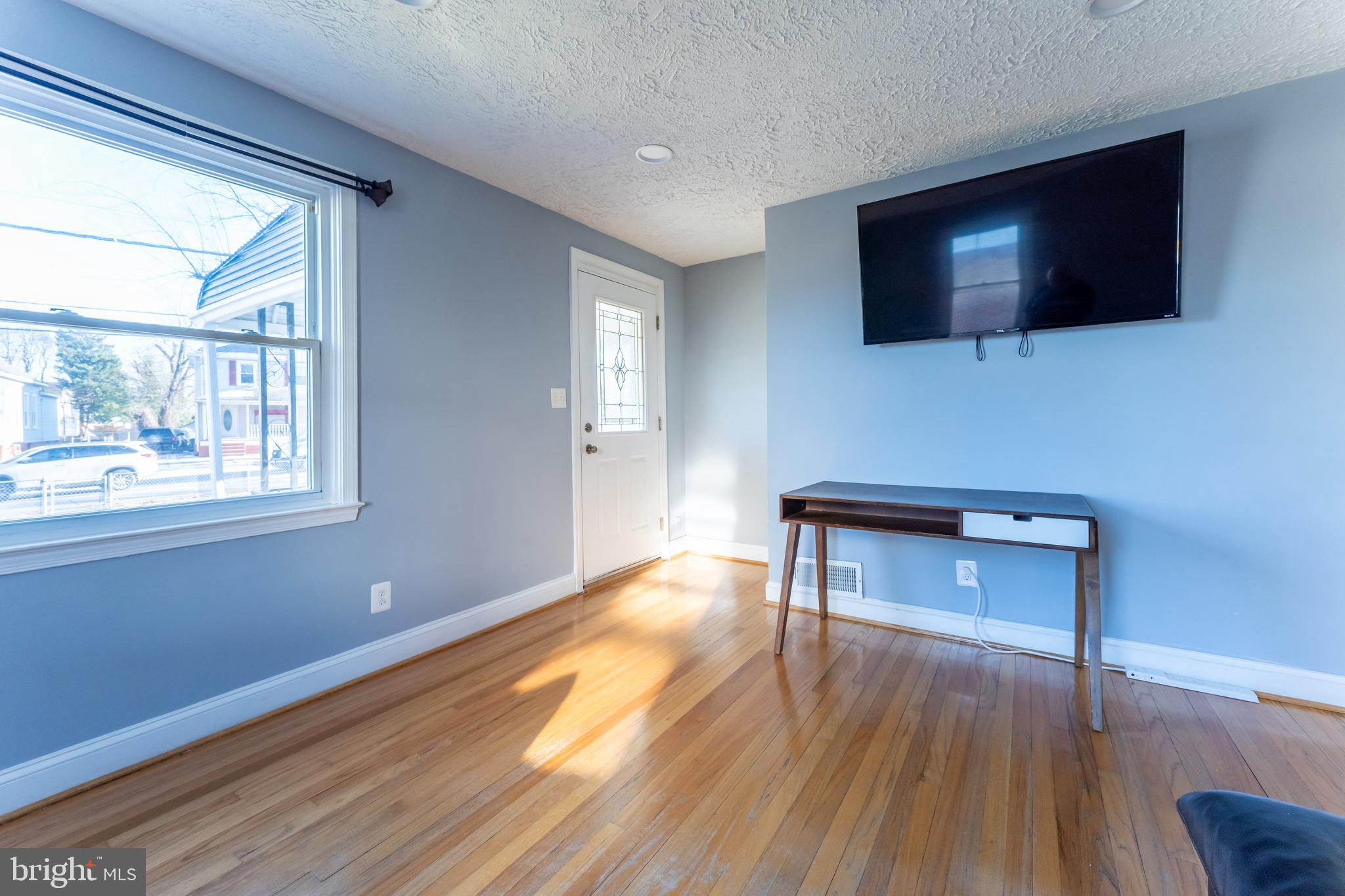 1914 N FOREST PARK AVENUE