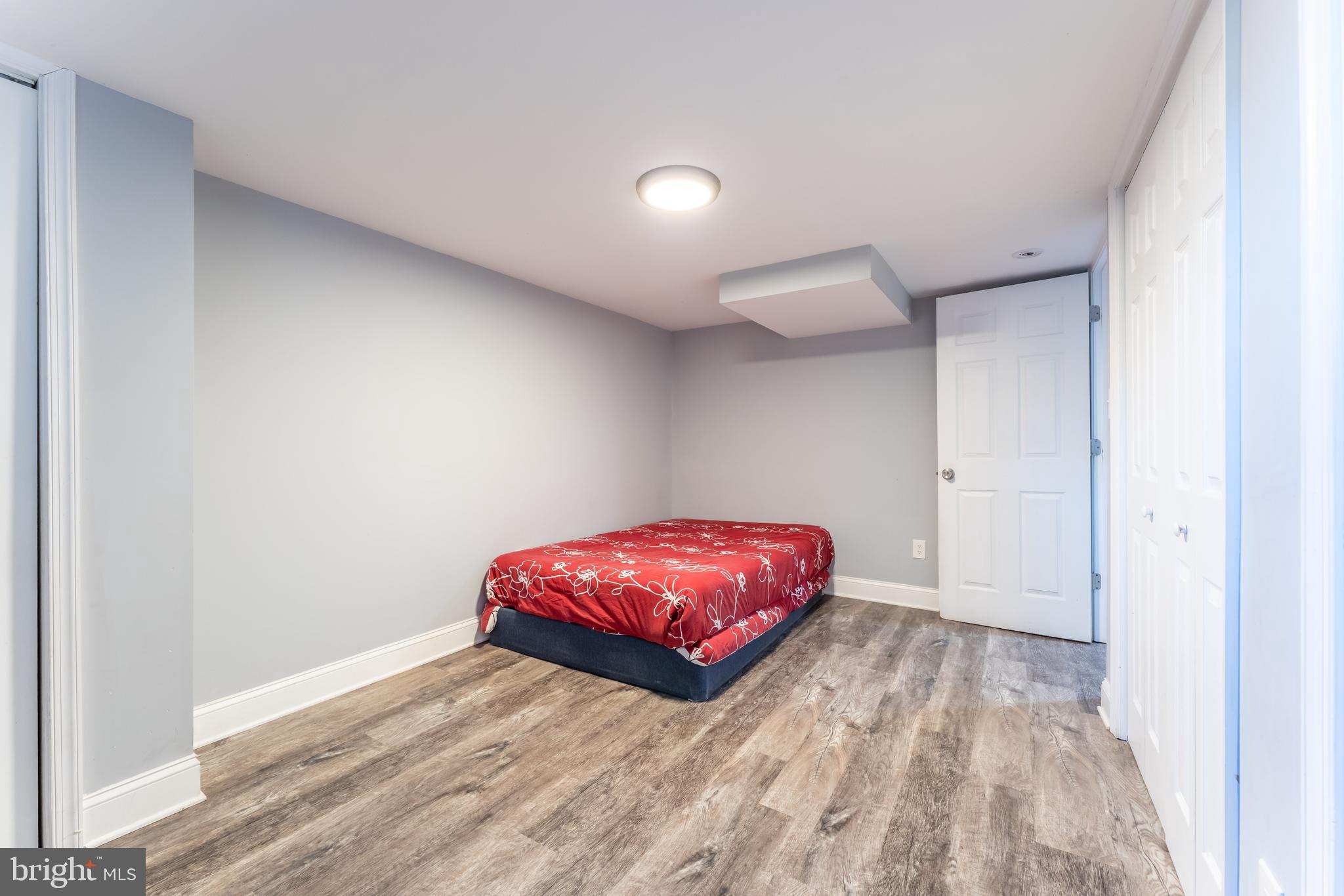 1914 N FOREST PARK AVENUE