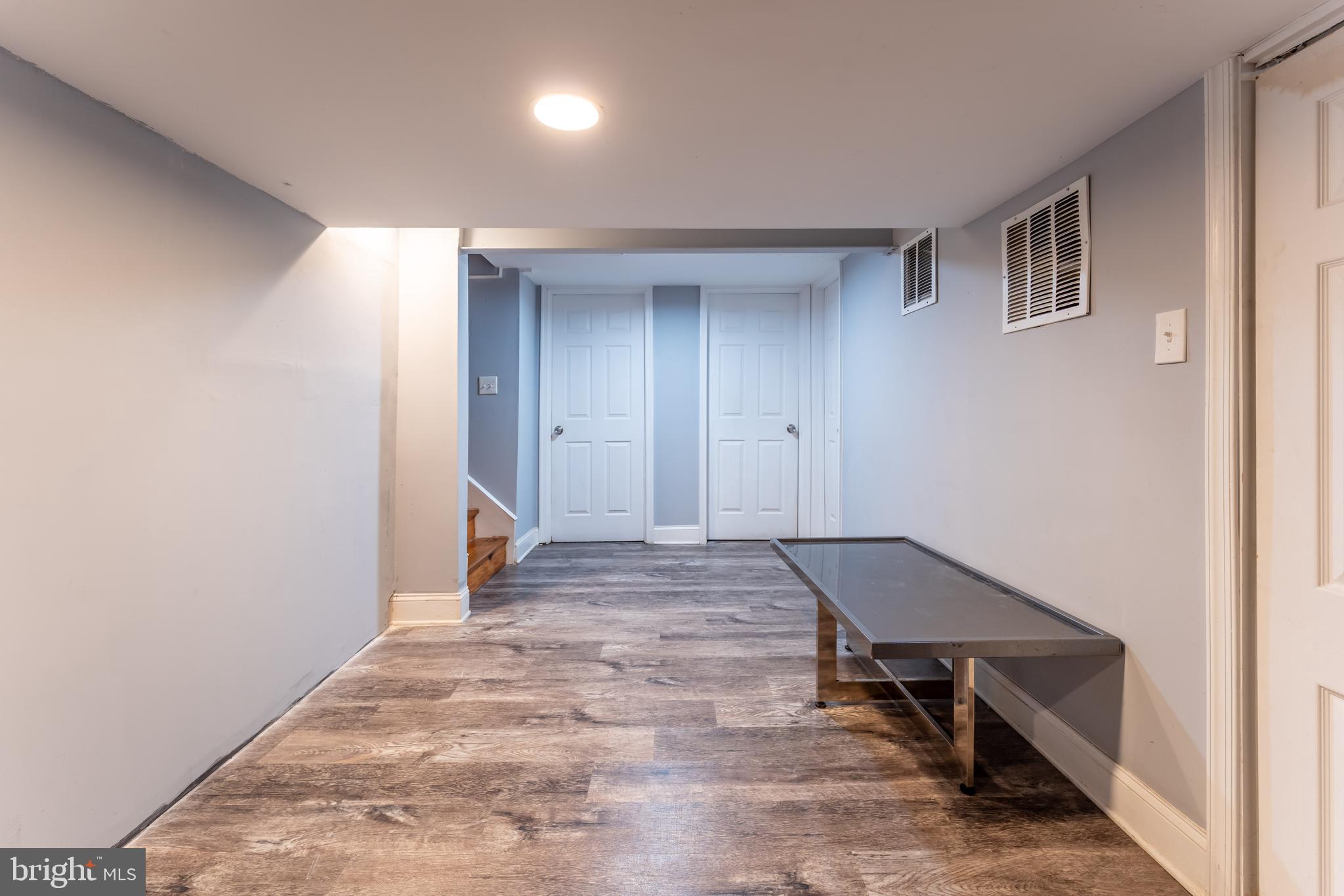 1914 N FOREST PARK AVENUE