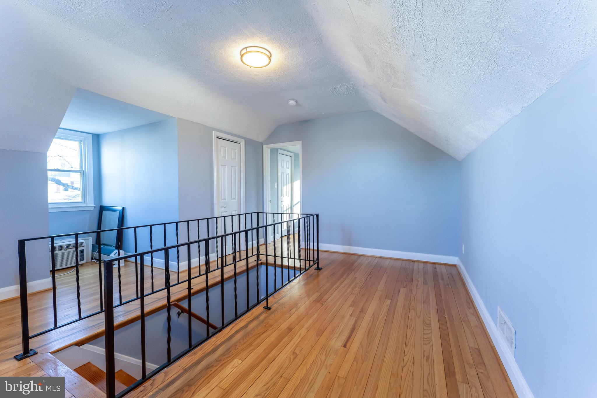 1914 N FOREST PARK AVENUE