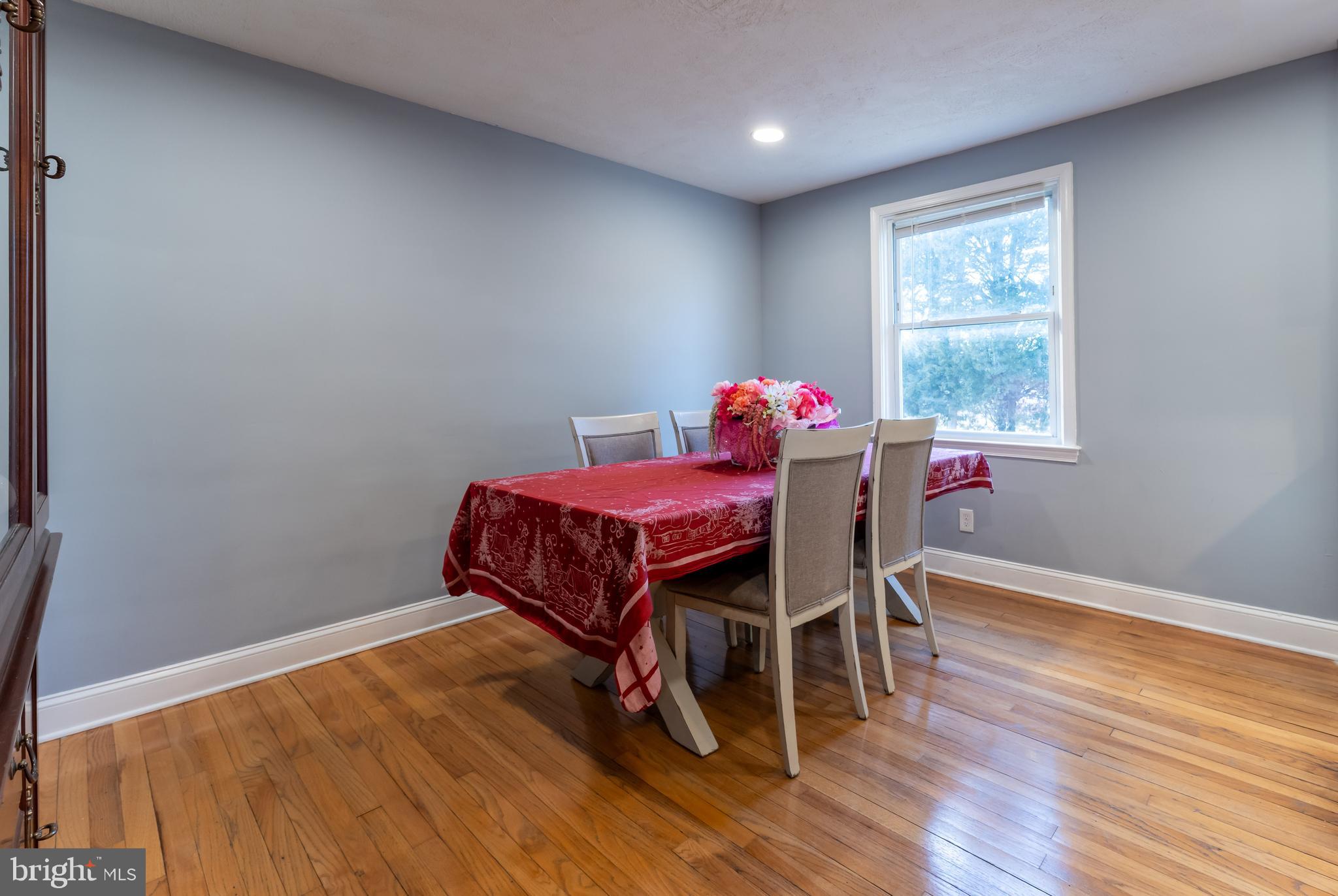 1914 N FOREST PARK AVENUE