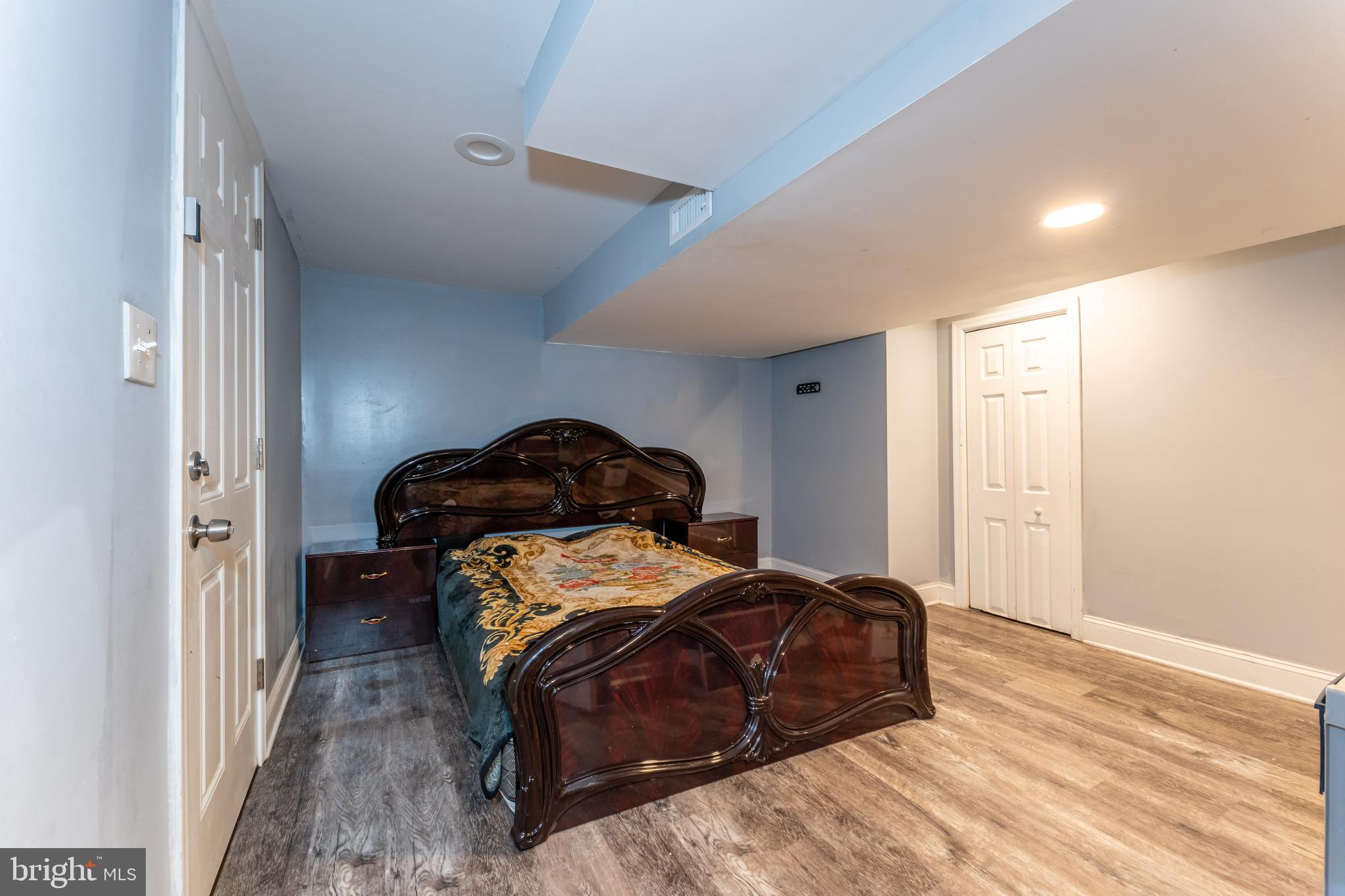 1914 N FOREST PARK AVENUE