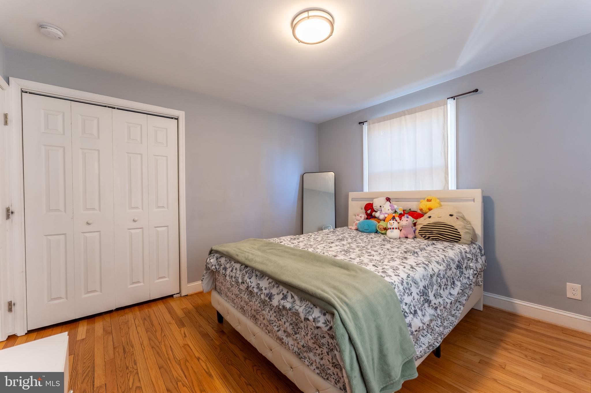 1914 N FOREST PARK AVENUE