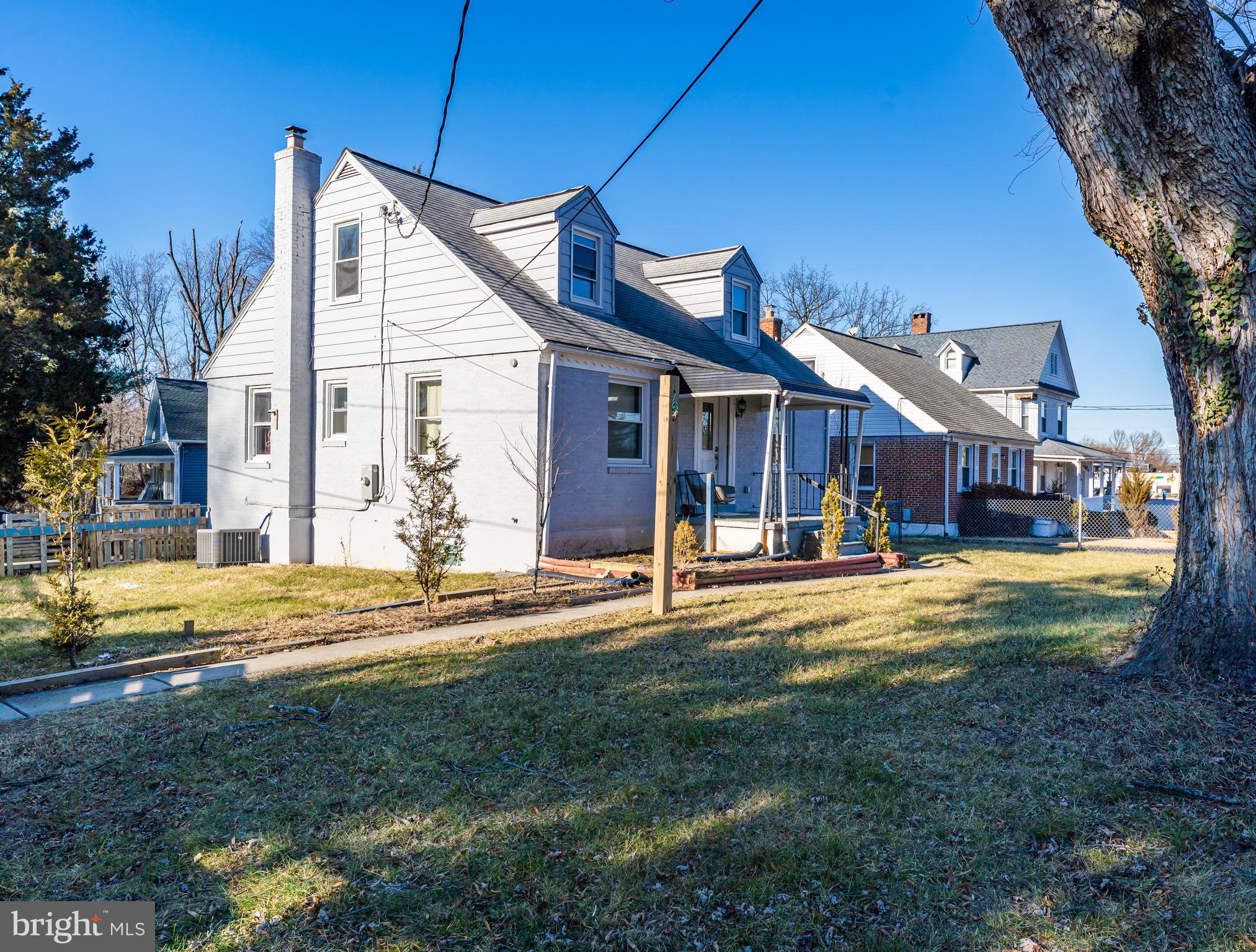 1914 N FOREST PARK AVENUE