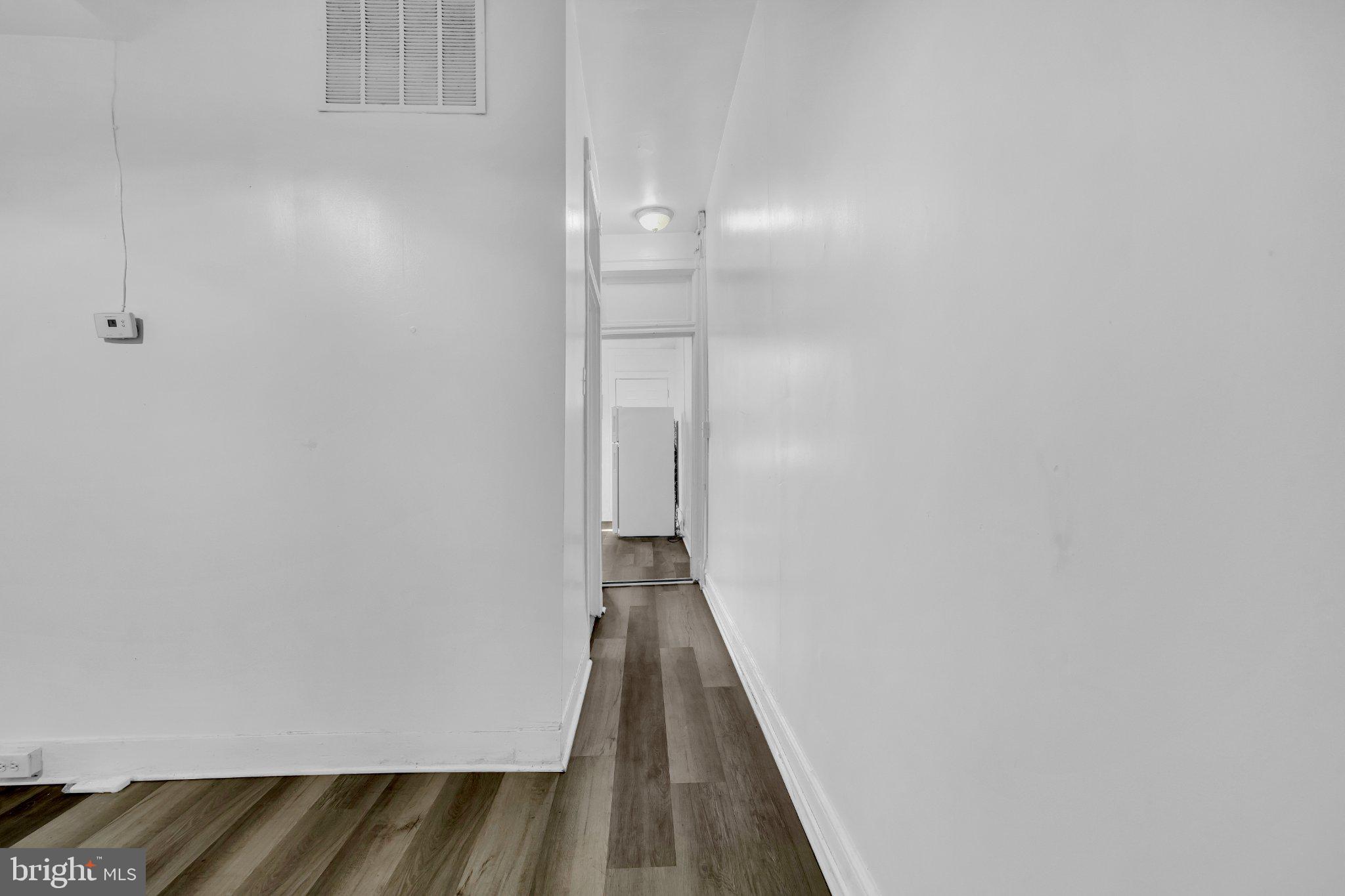 2920 PARKWOOD AVENUE 3