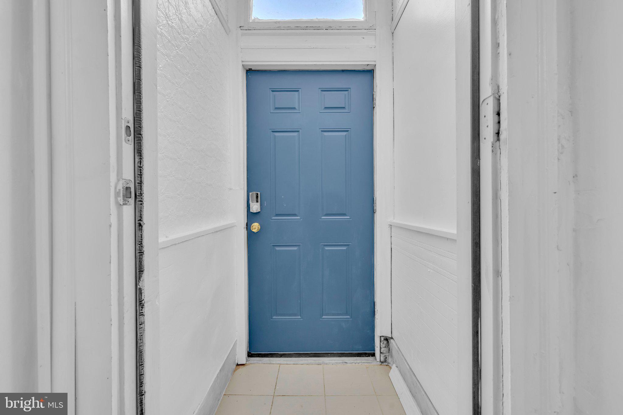 2920 PARKWOOD AVENUE 3