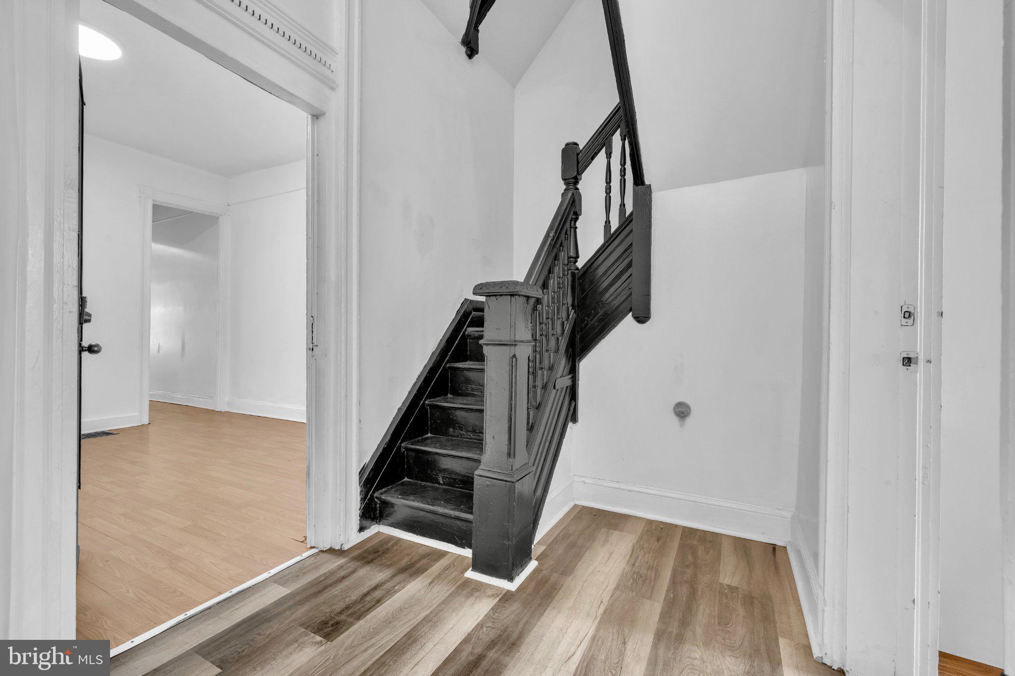 2920 PARKWOOD AVENUE 3