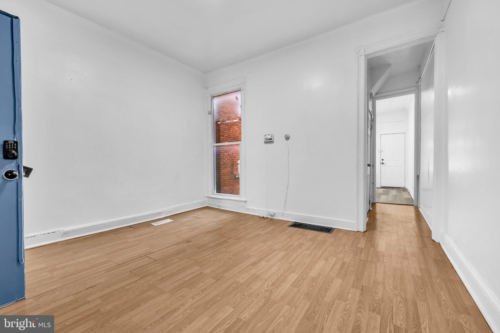 2920 PARKWOOD AVENUE 3