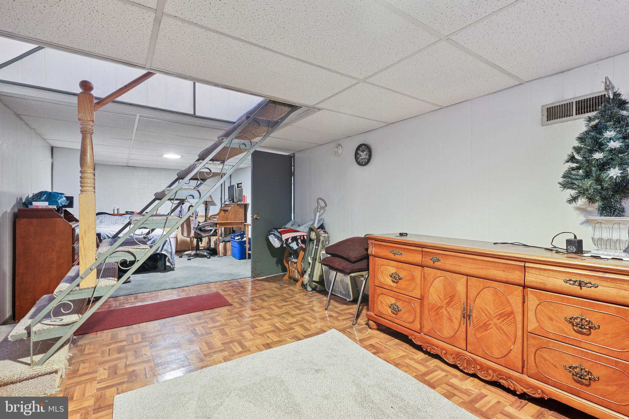 7313 Martell Ave
