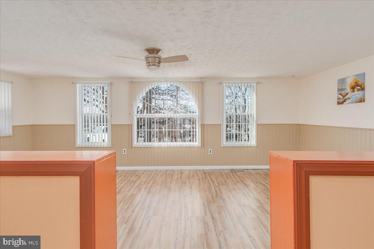 309 Old North Point Rd