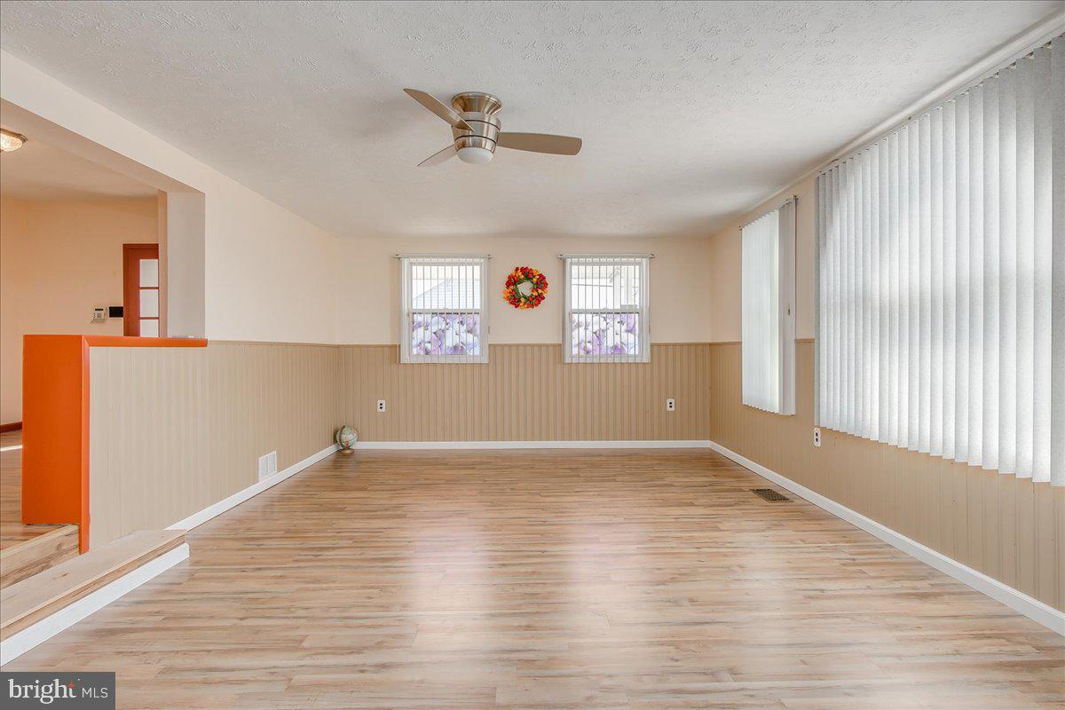 309 Old North Point Rd