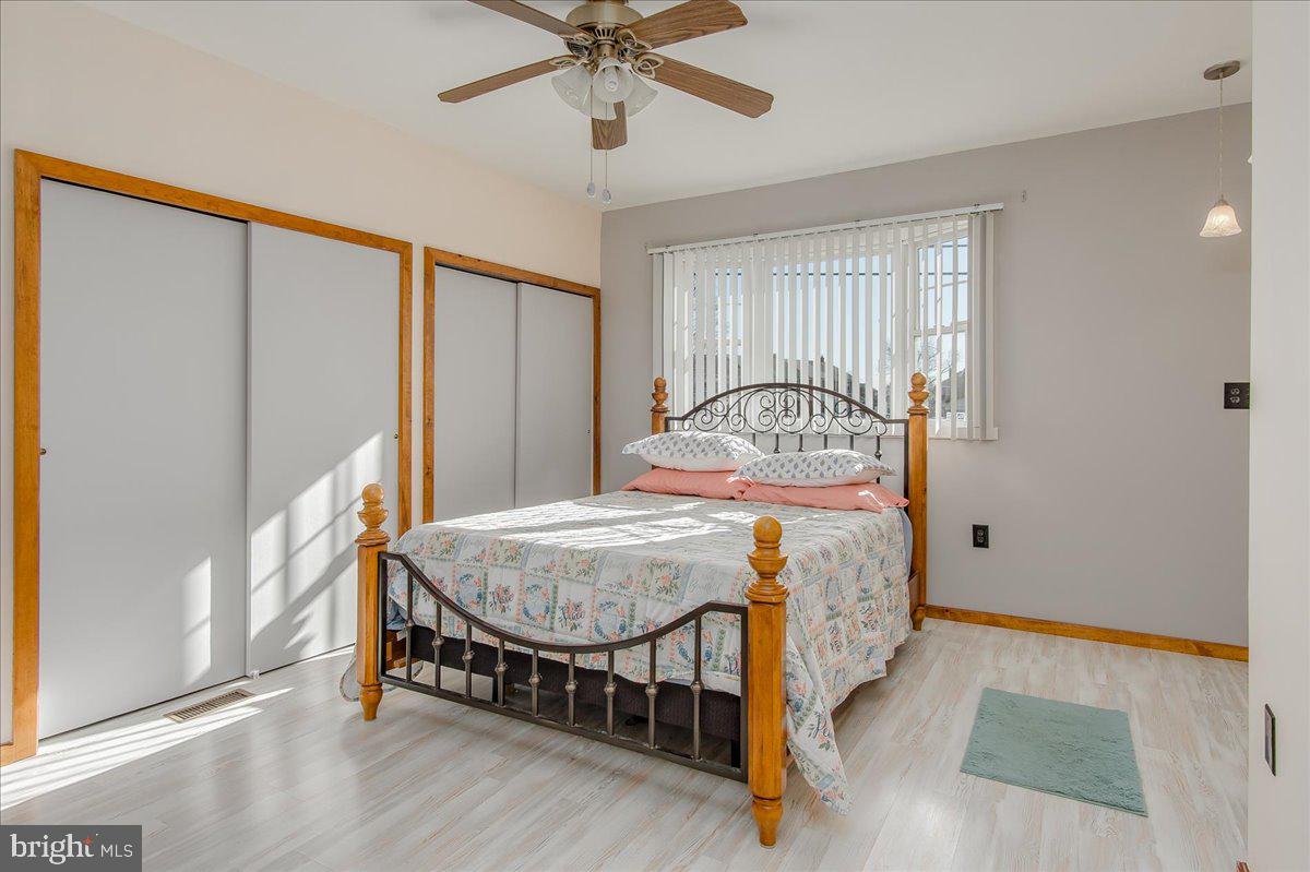 309 Old North Point Rd