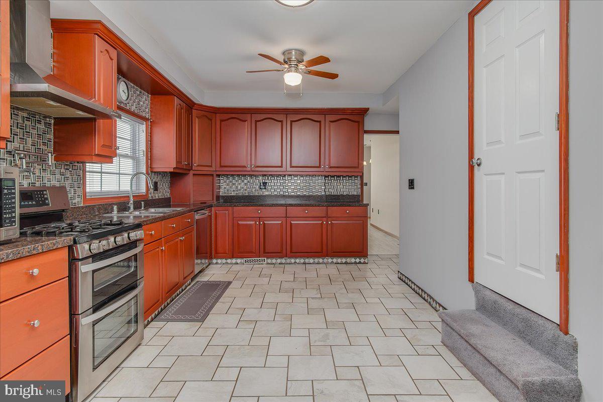 309 Old North Point Rd