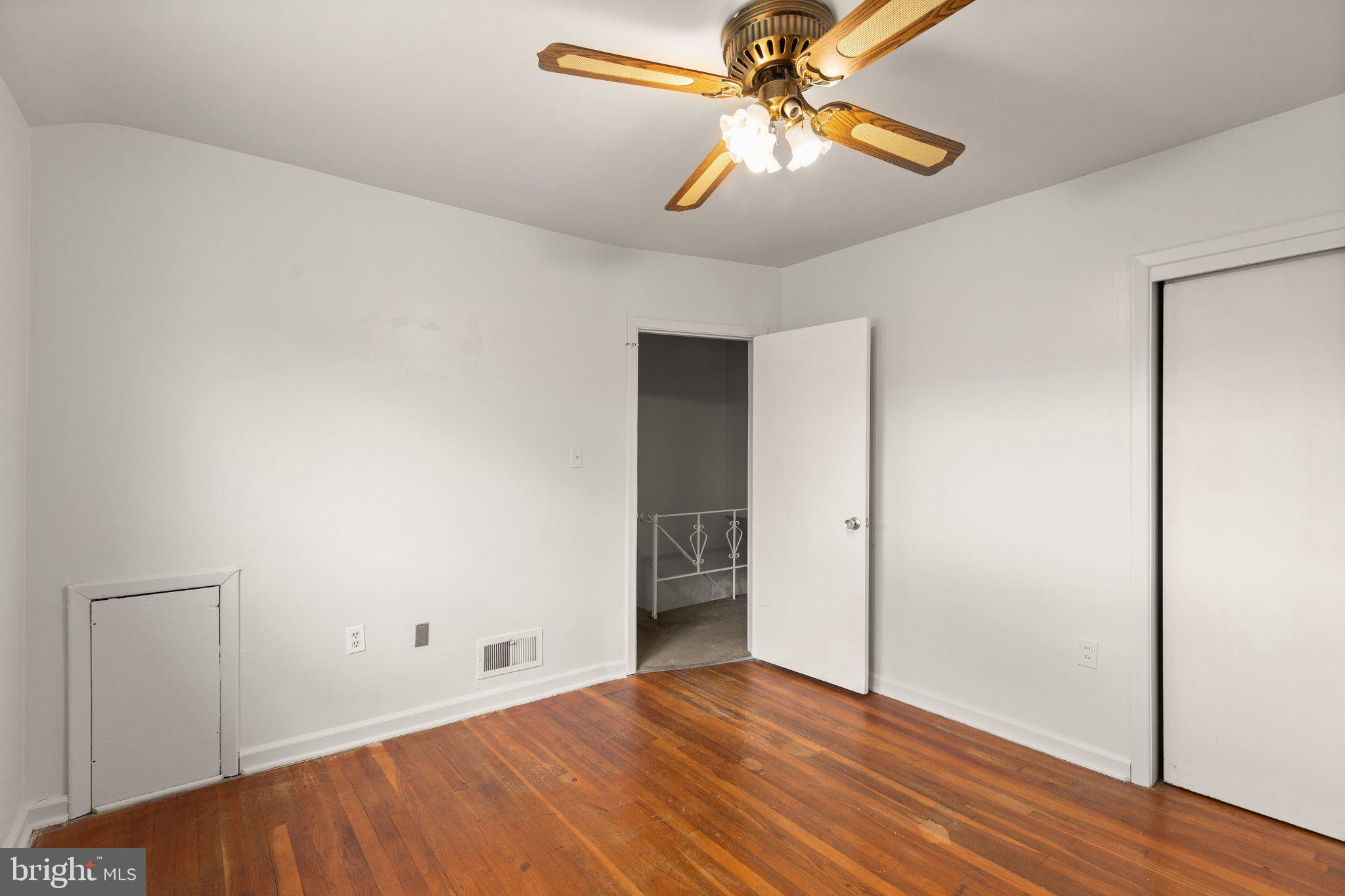 1533 Nicolay Way