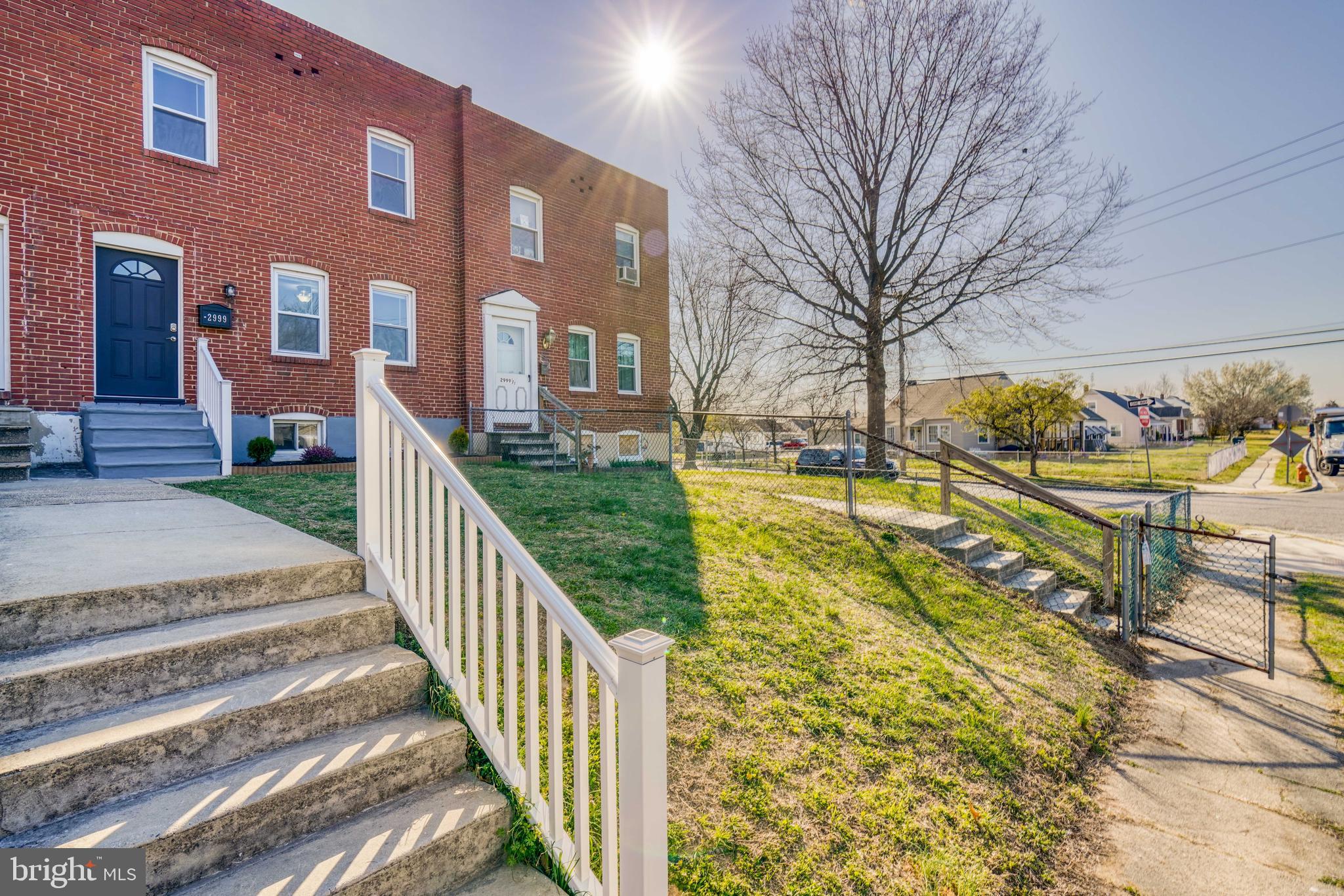 2999 Yorkway