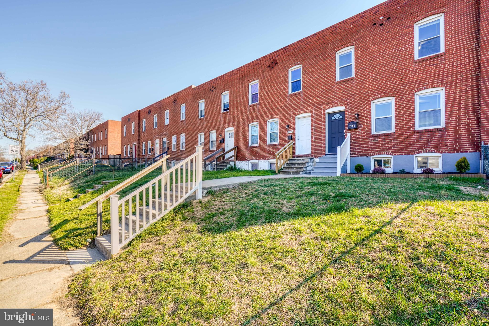 2999 Yorkway