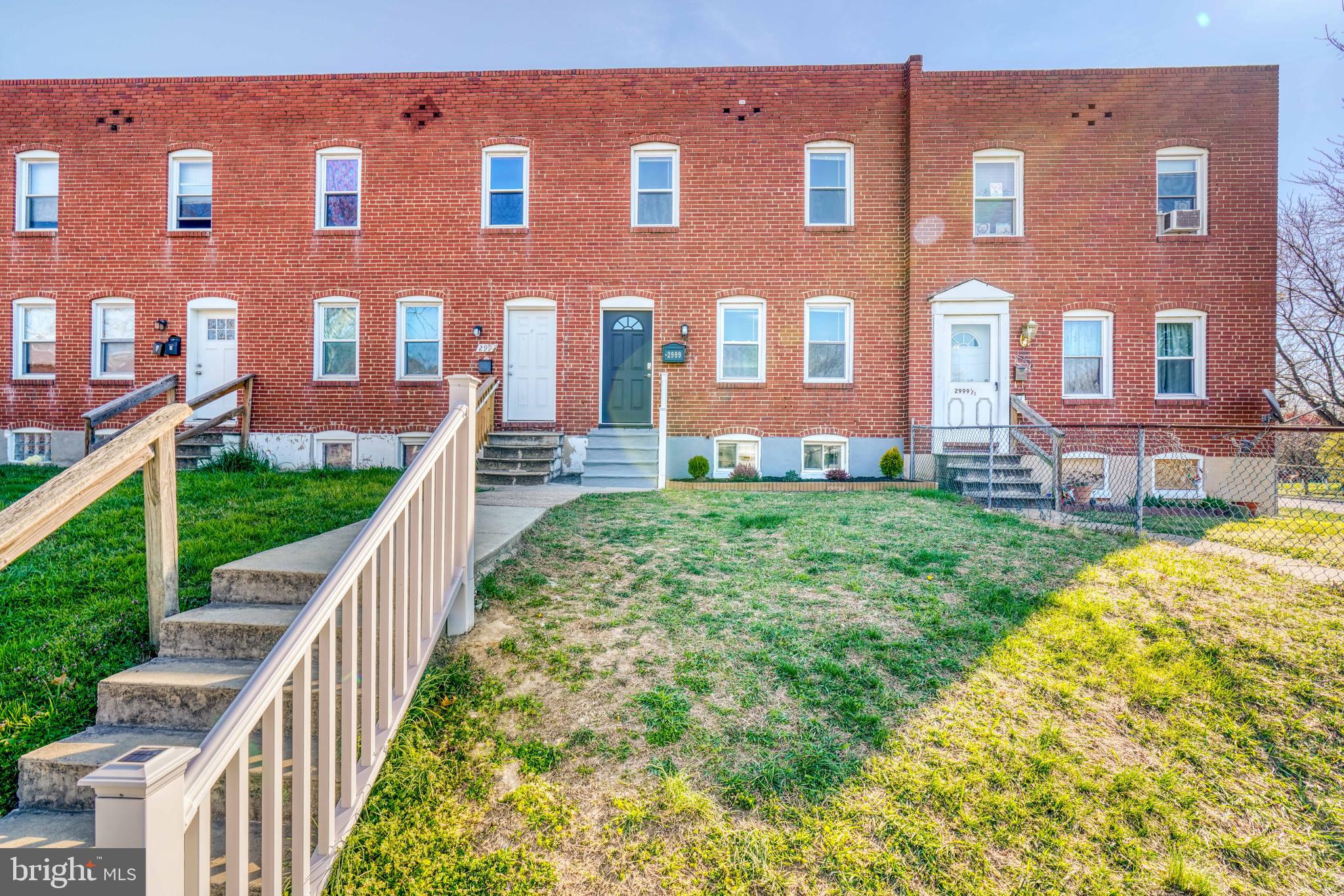 2999 Yorkway