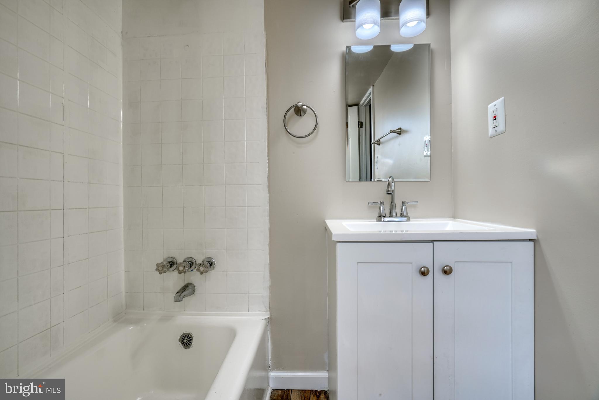 2999 Yorkway