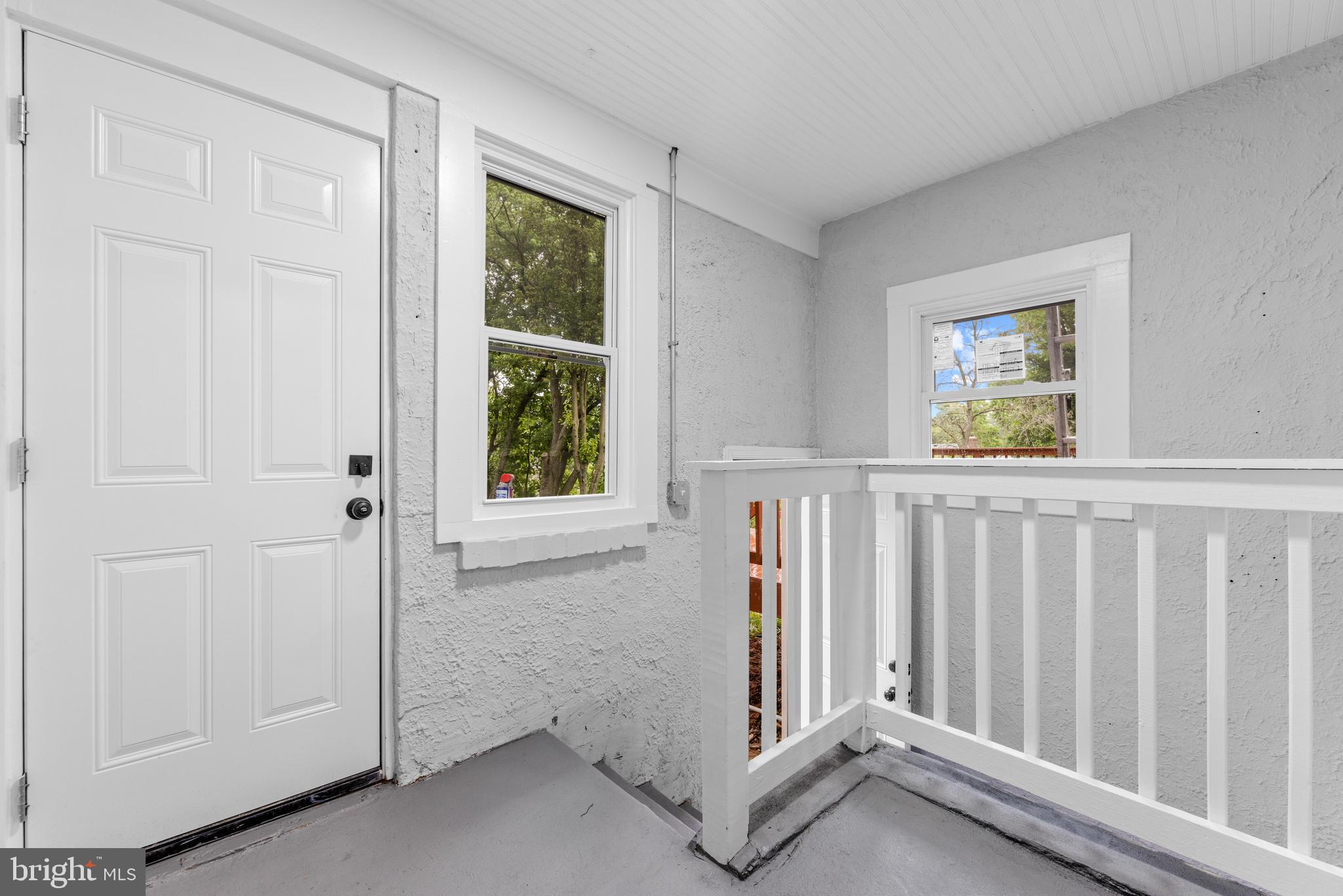 2922 Charleston