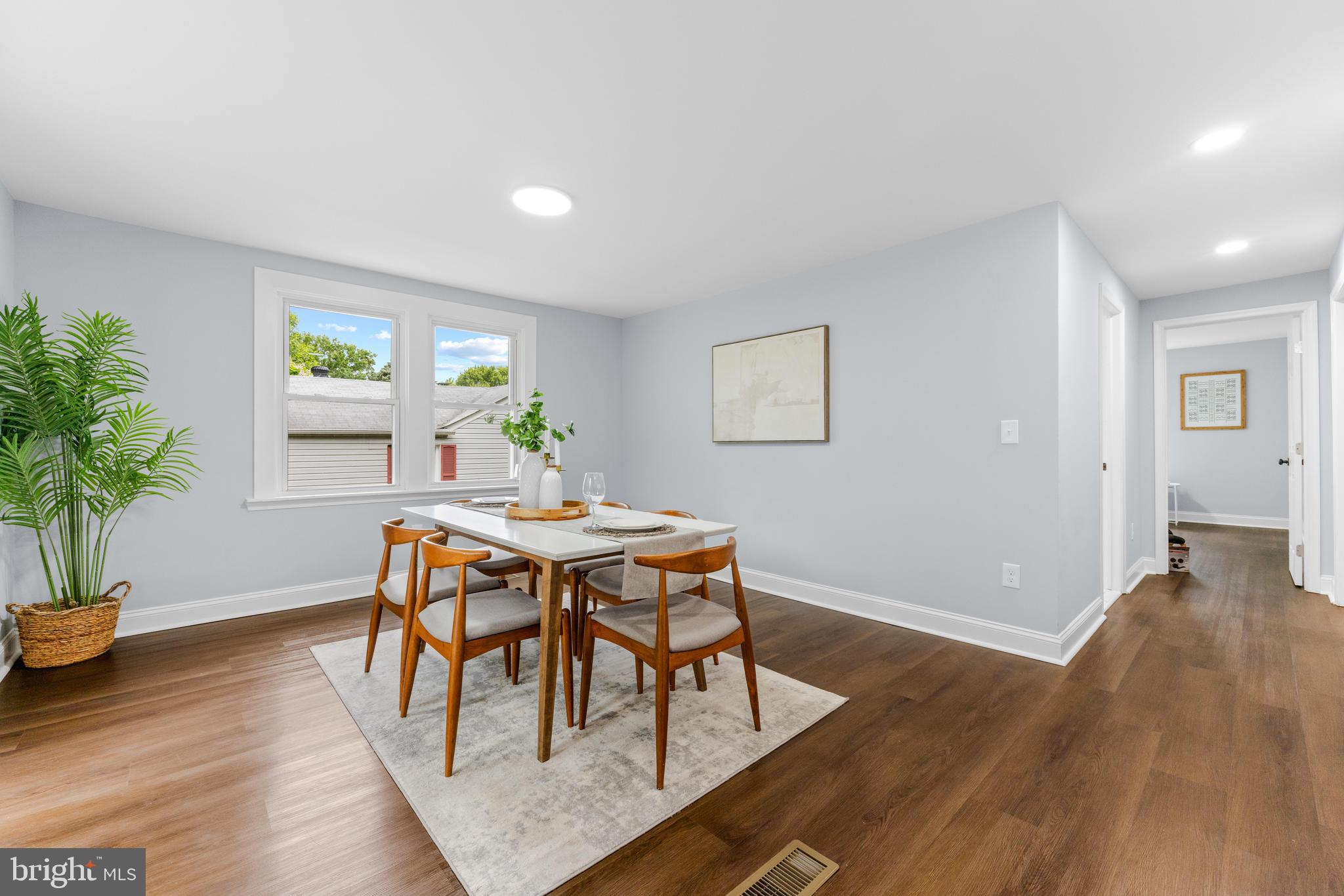 2922 Charleston