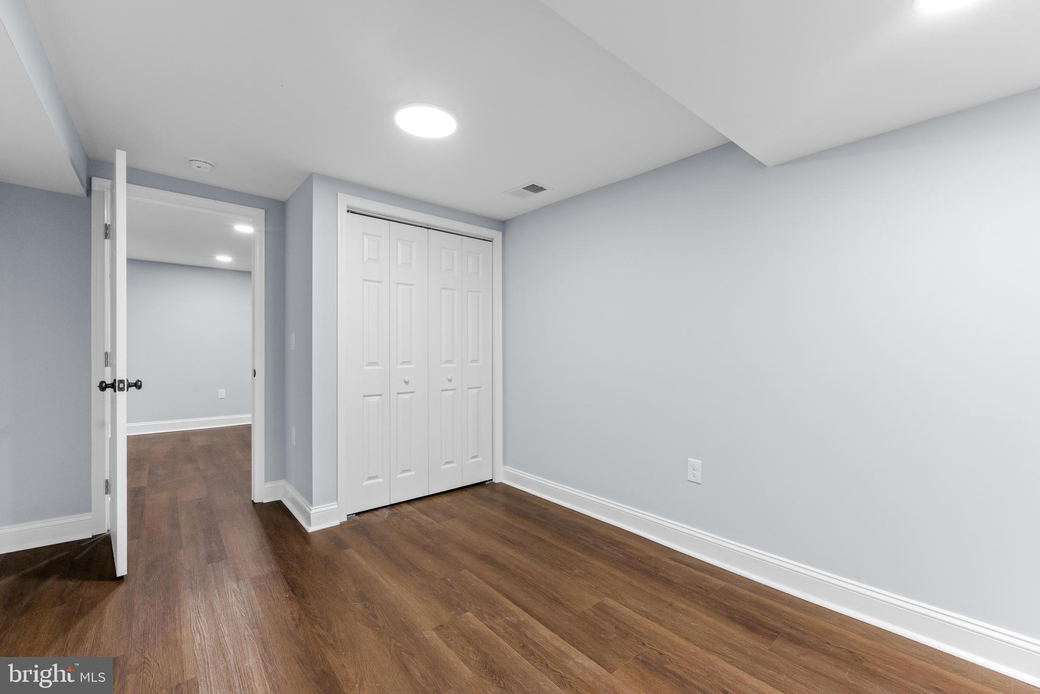 2922 Charleston